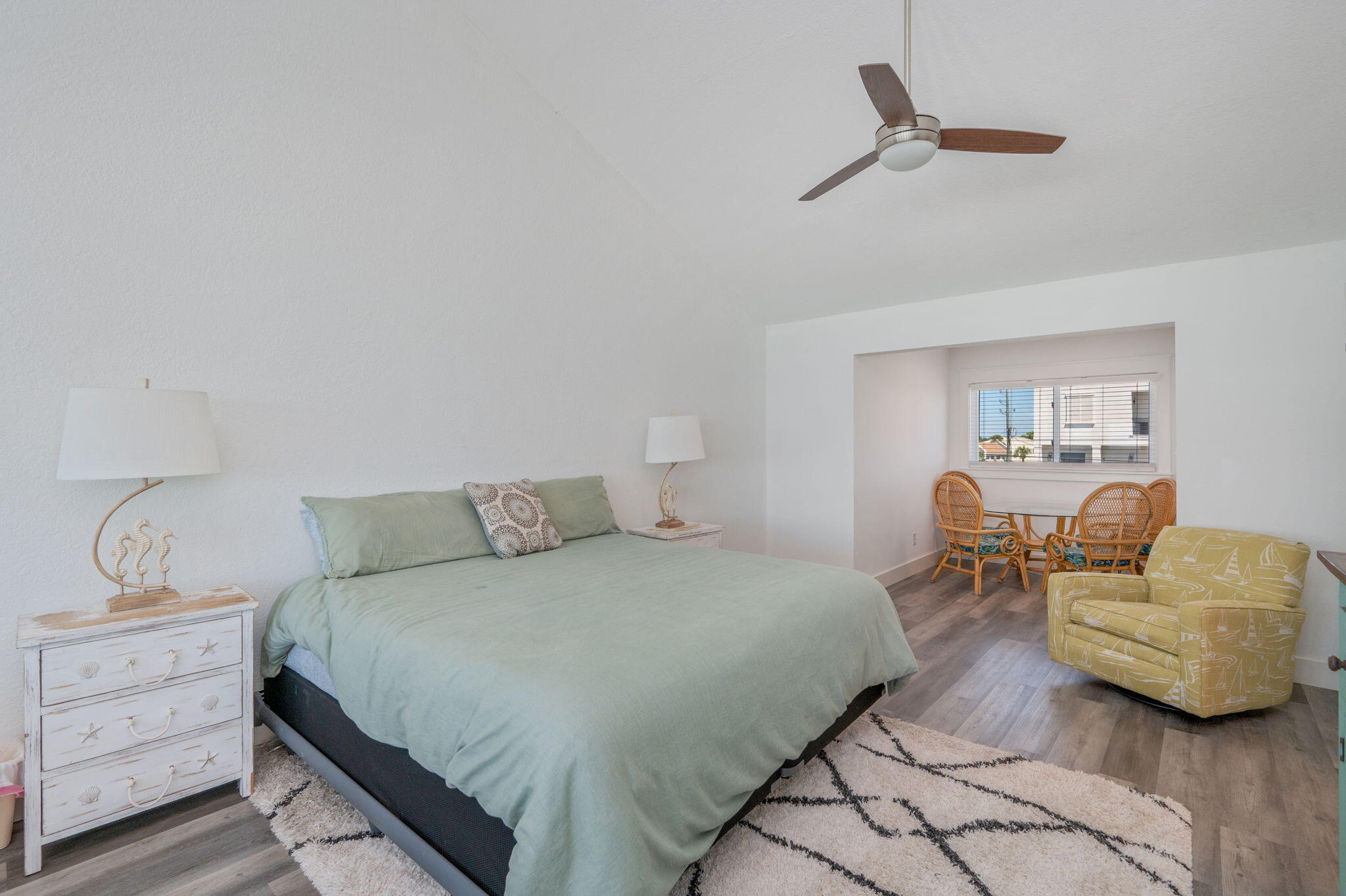 SEAWINDS T/H - Residential