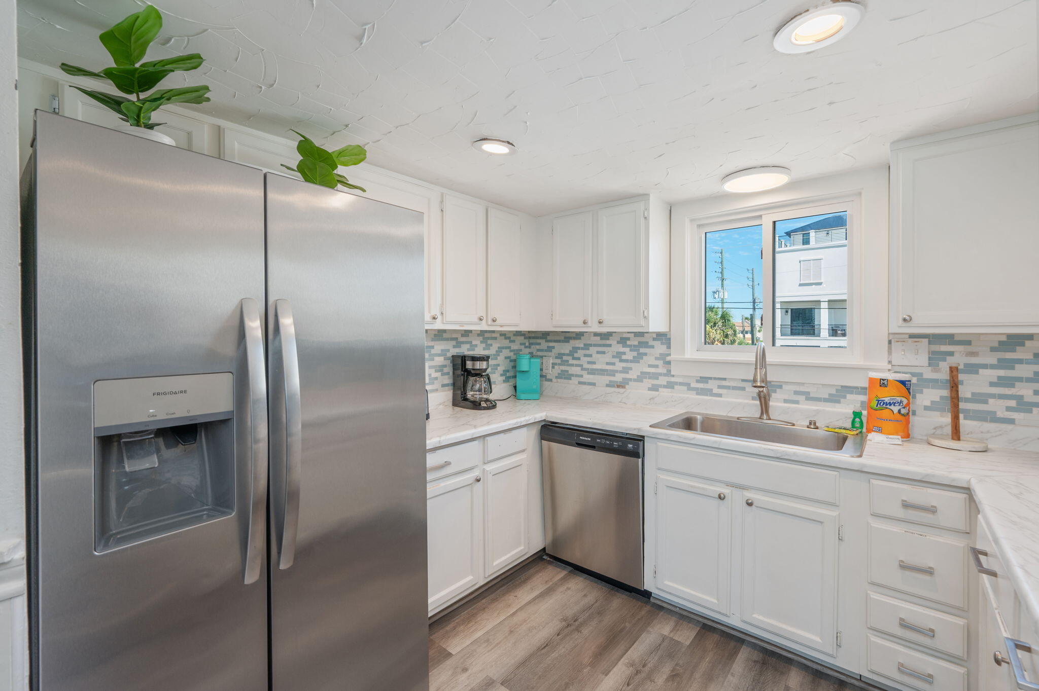 SEAWINDS T/H - Residential