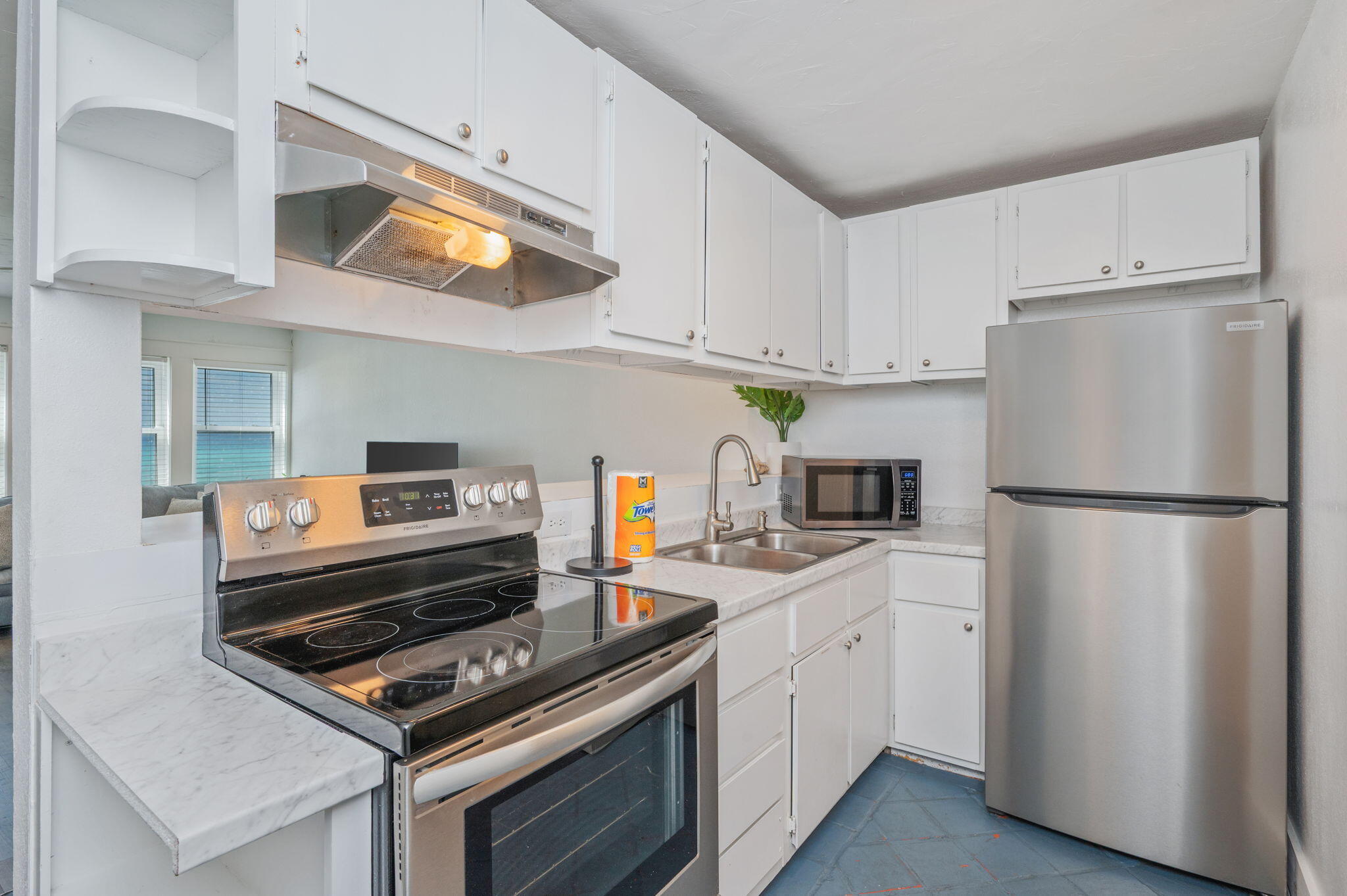 SEAWINDS T/H - Residential