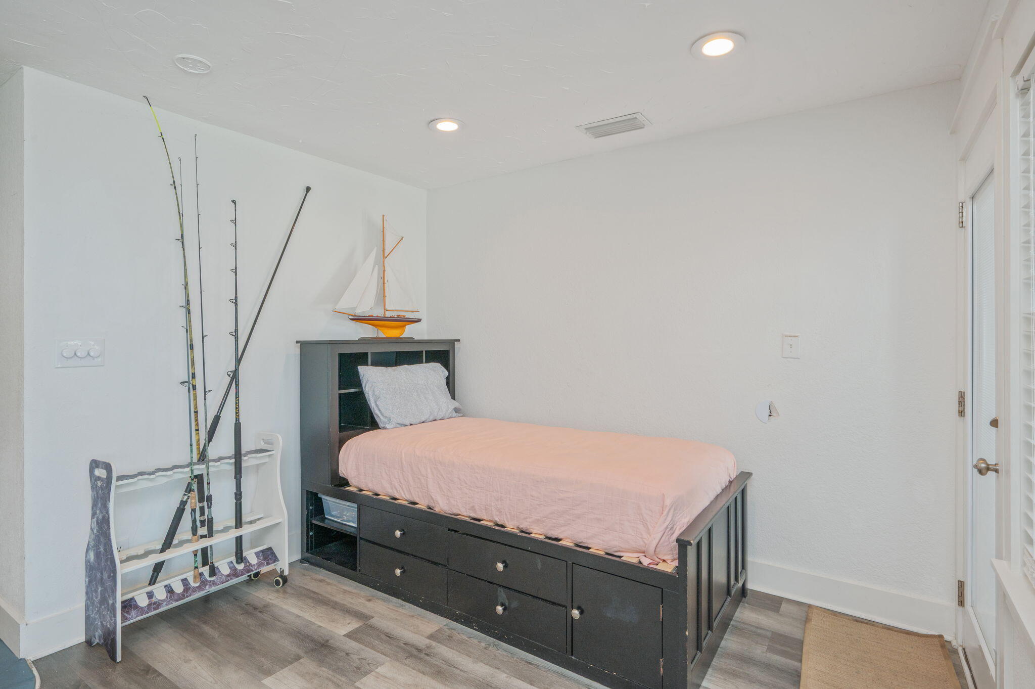 SEAWINDS T/H - Residential