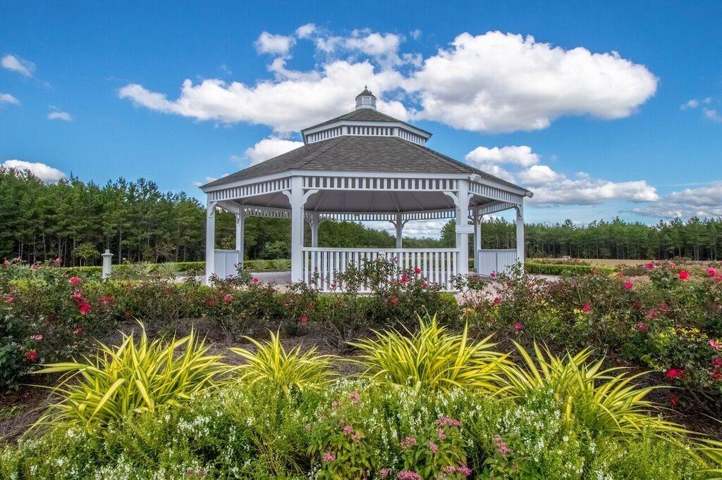 MILL COTTAGES AT HAMMOCK BAY - Residential