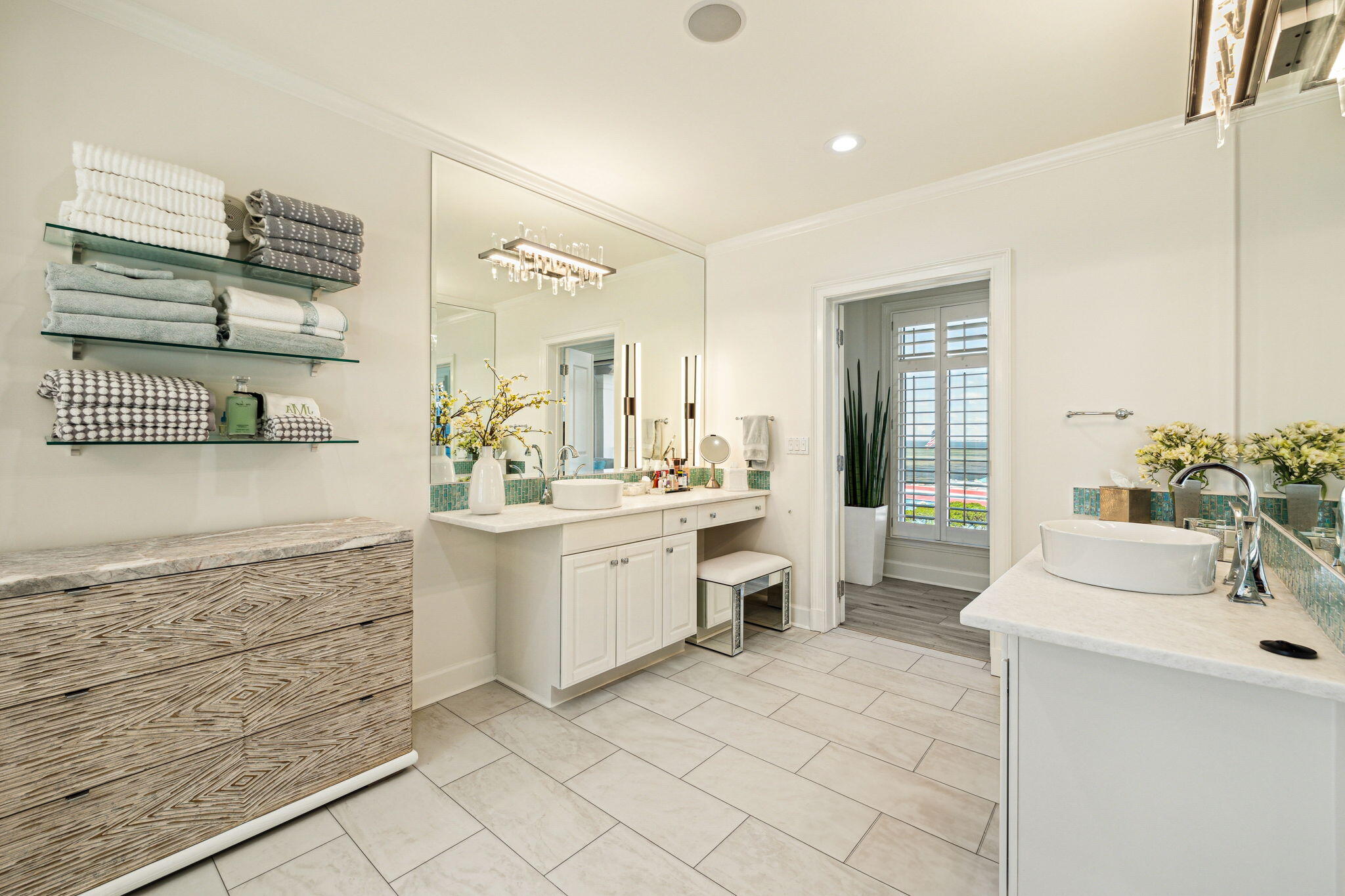 ONE WATER PLACE - Residential
