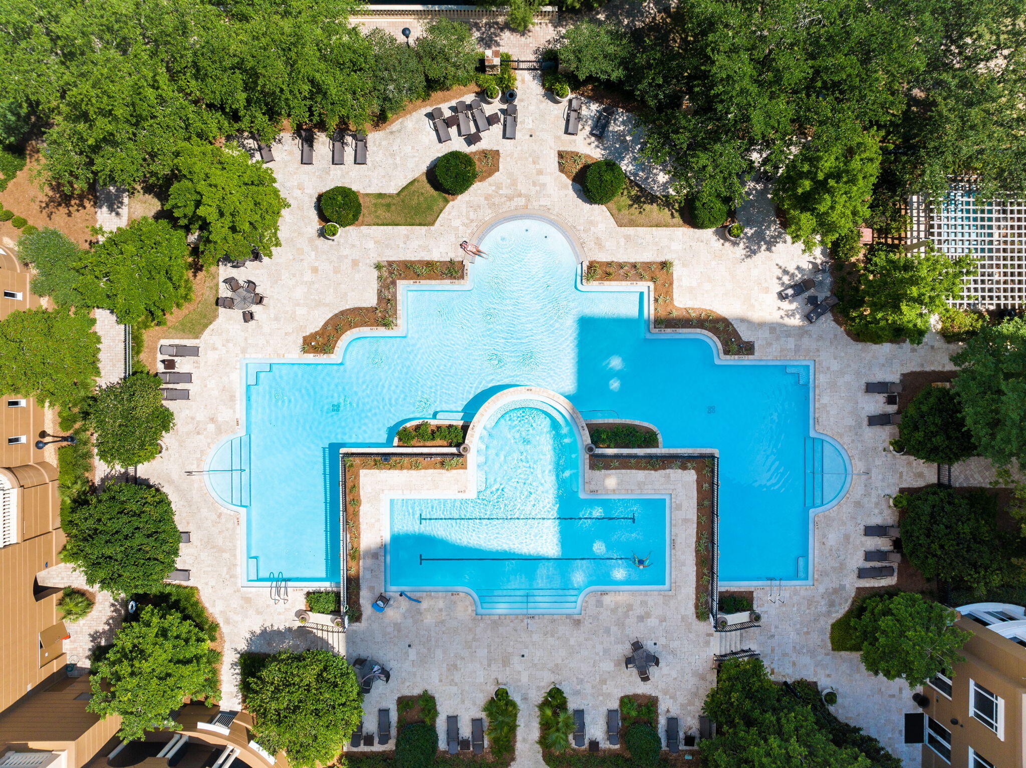 ONE WATER PLACE - Residential
