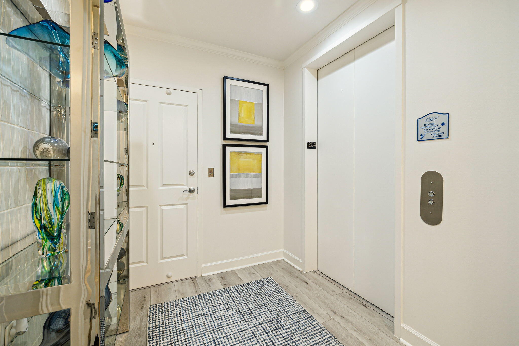 ONE WATER PLACE - Residential