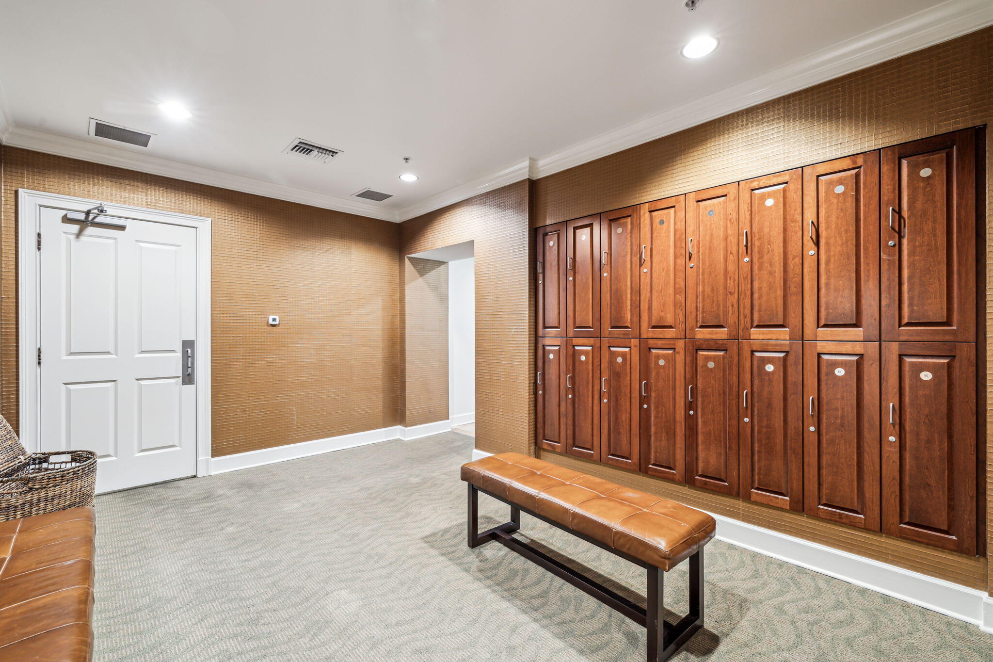 ONE WATER PLACE - Residential