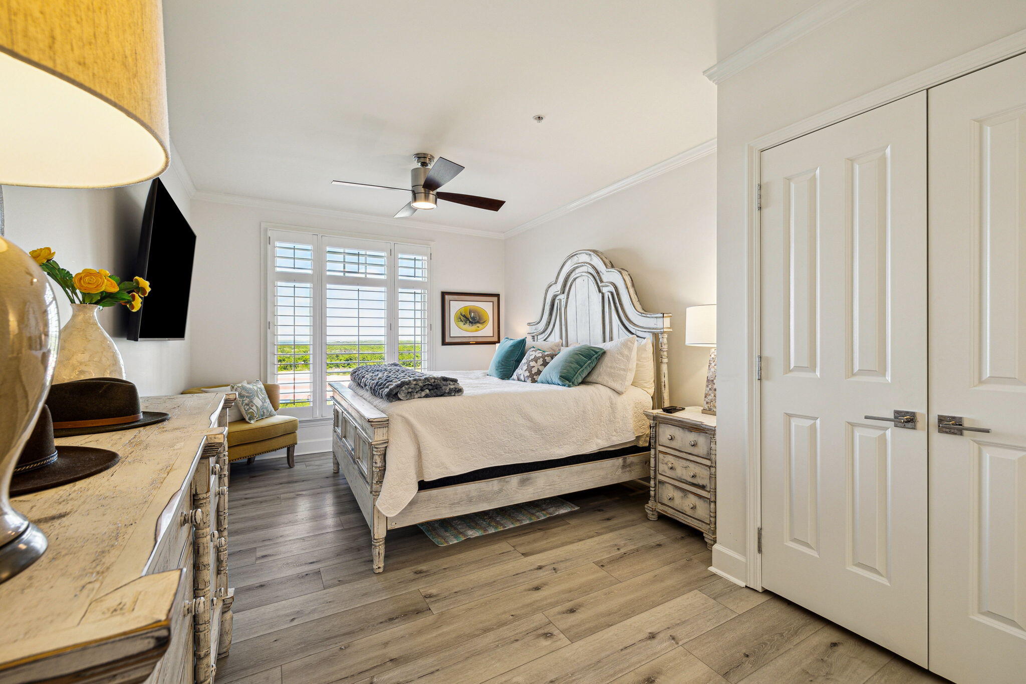 ONE WATER PLACE - Residential