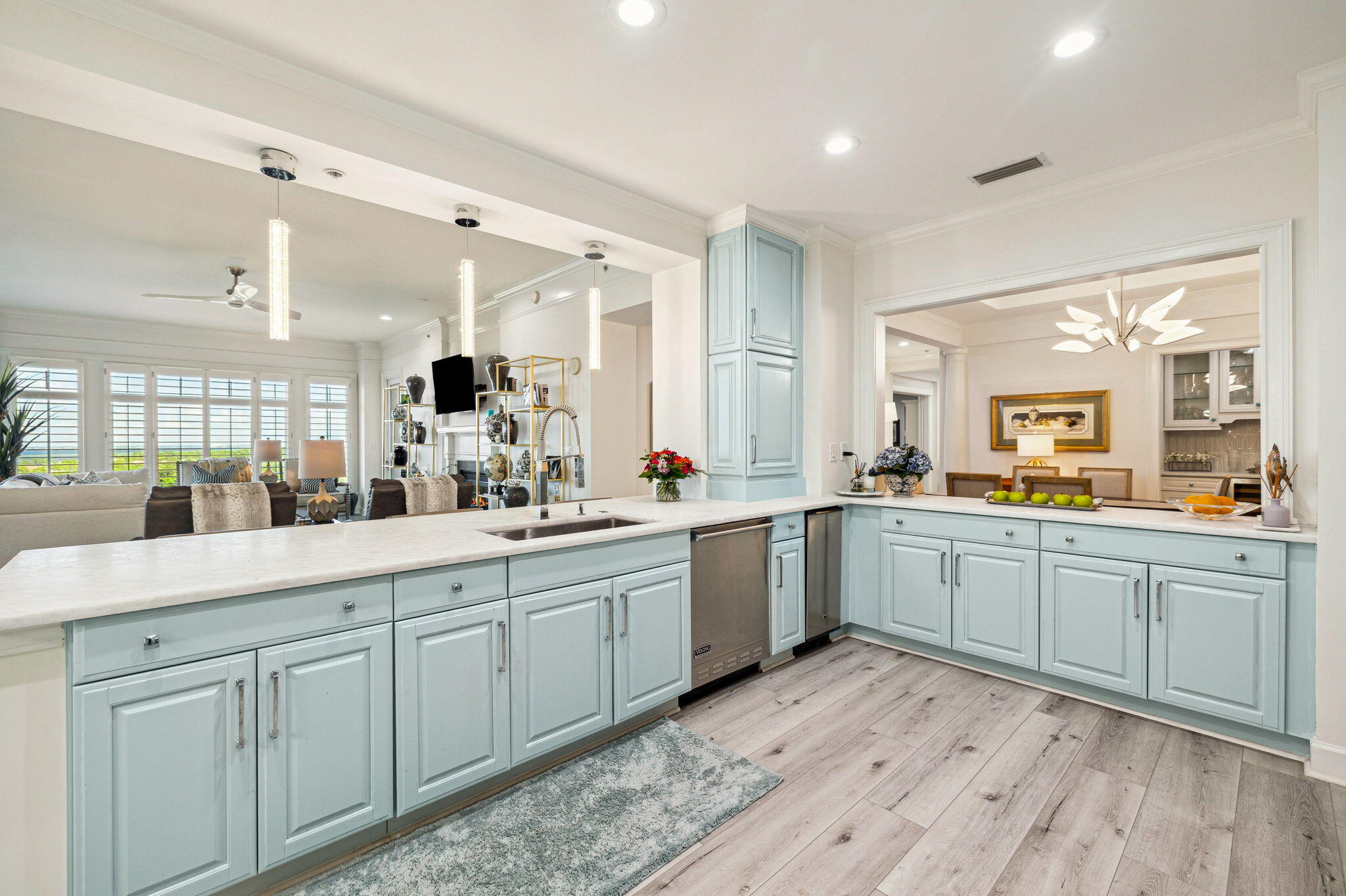 ONE WATER PLACE - Residential