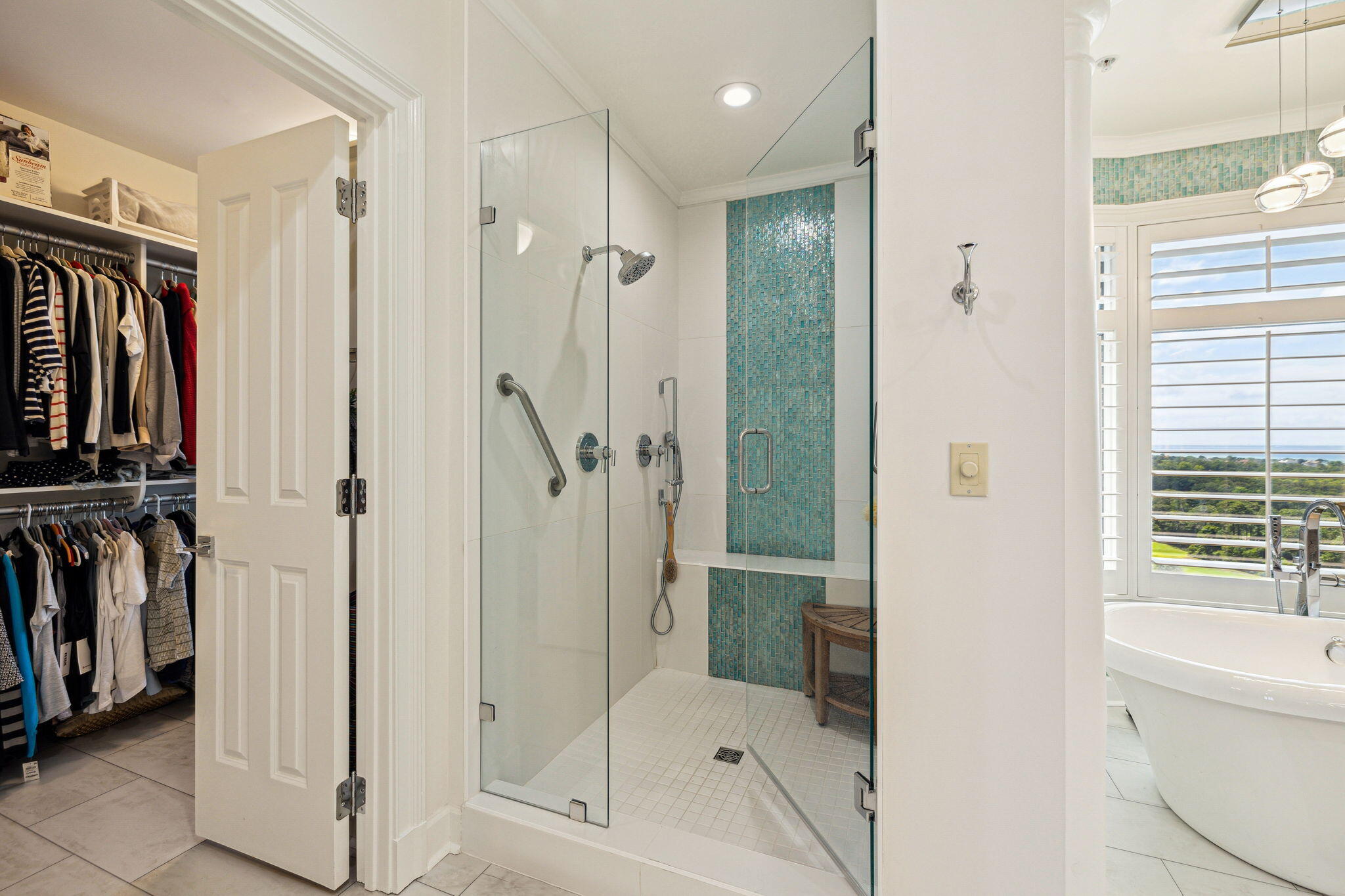 ONE WATER PLACE - Residential