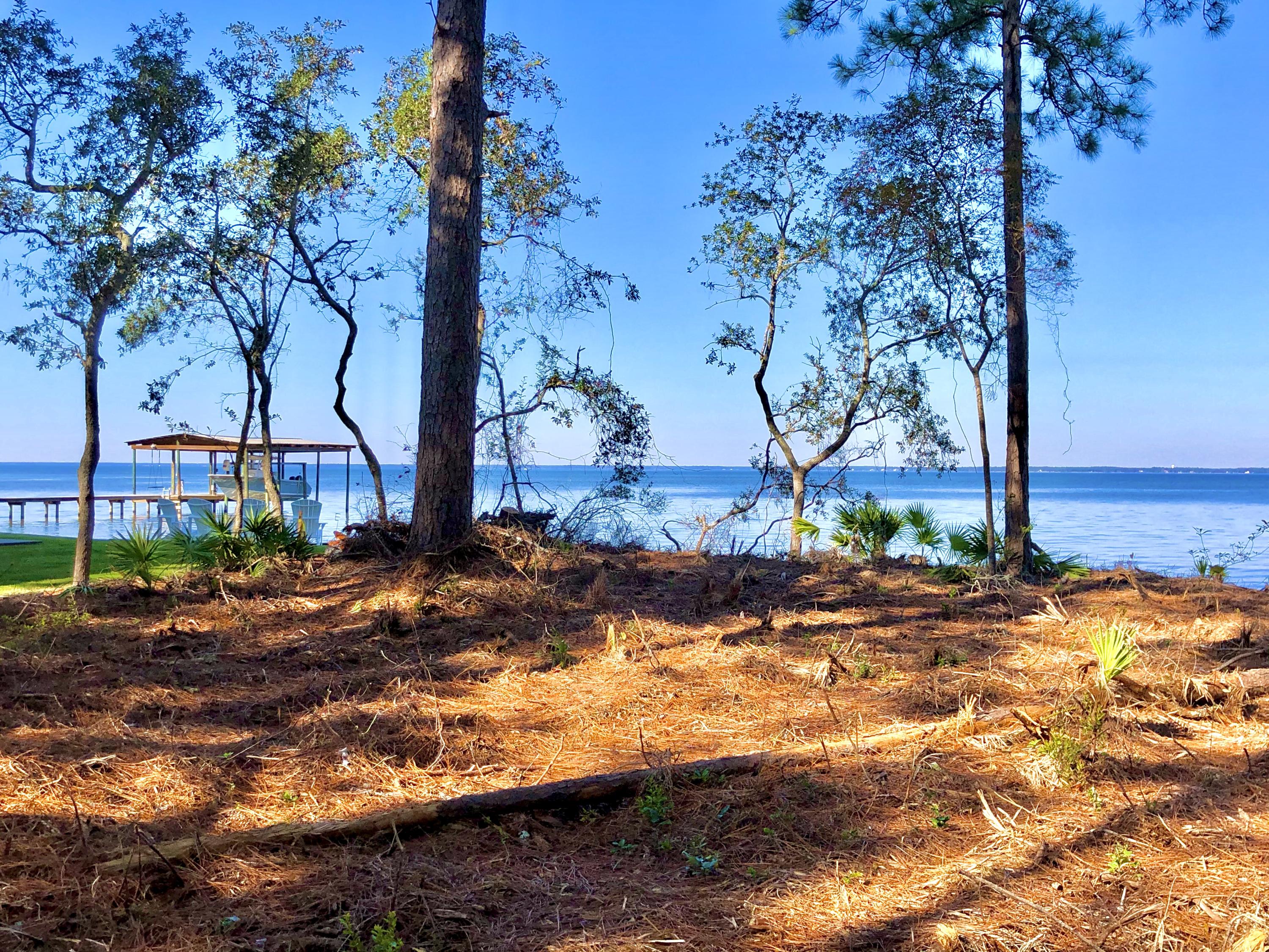 BAY PINE SHORES - Land