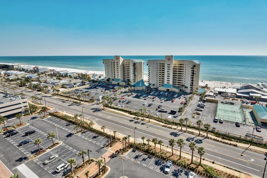 Laketown Wharf - Residential