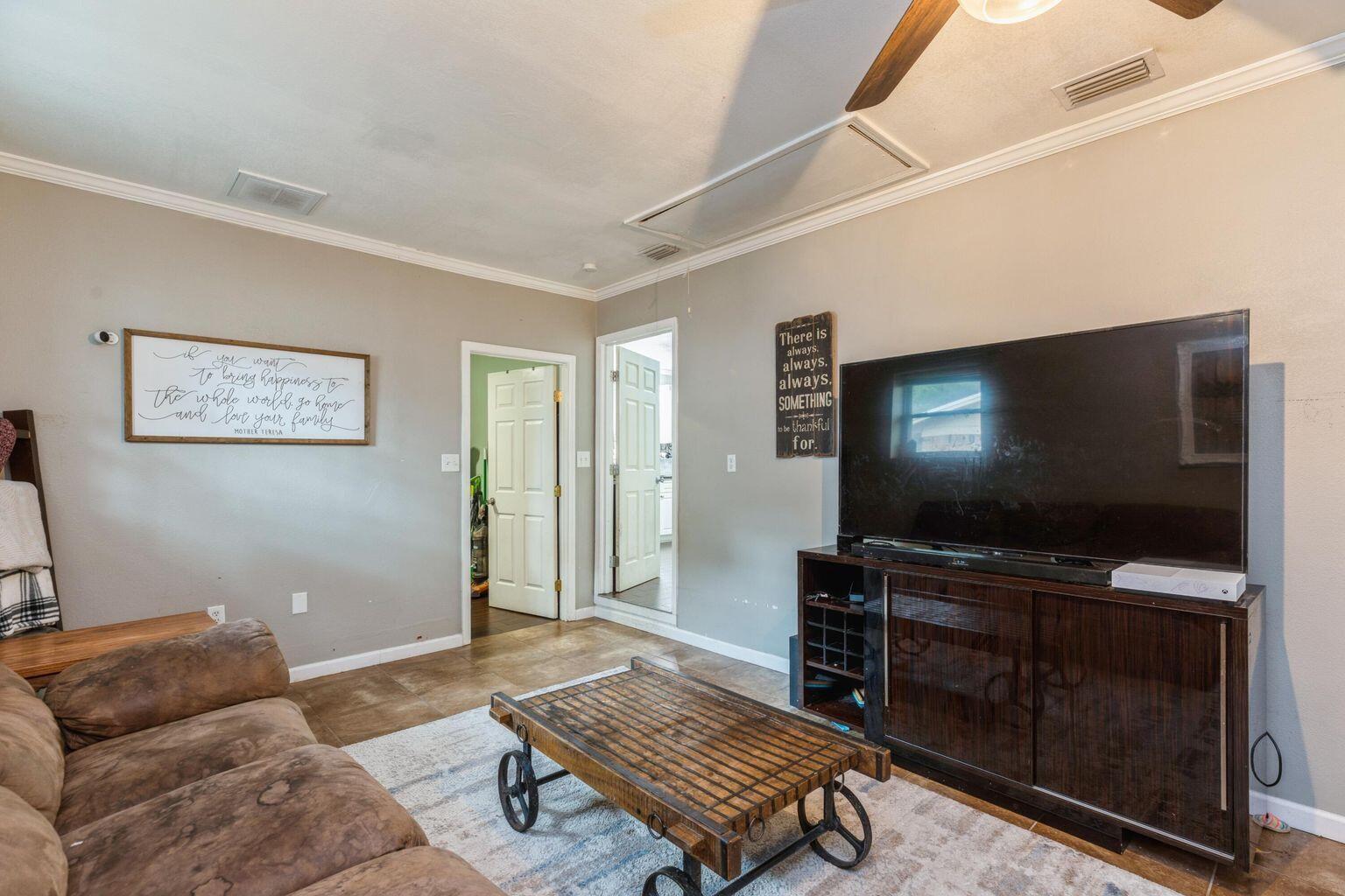 COLONY ESTATES 2ND ADDN - Residential