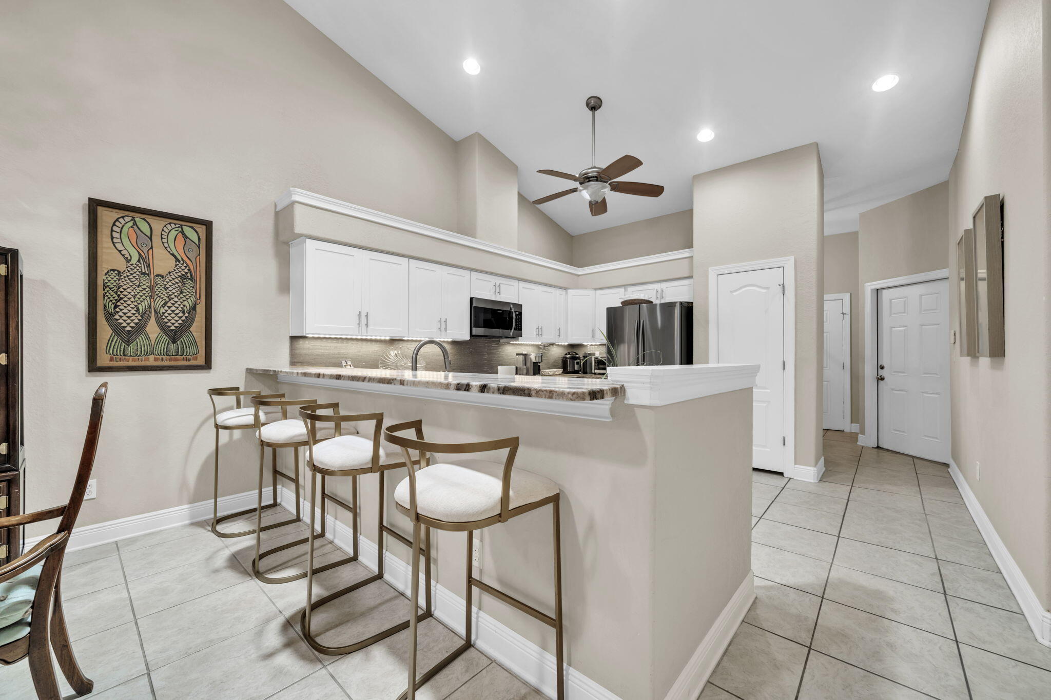 DIAMOND LAKES - Residential