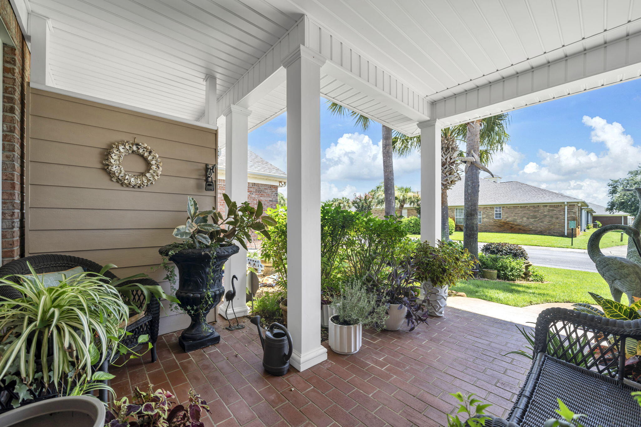 DIAMOND LAKES - Residential