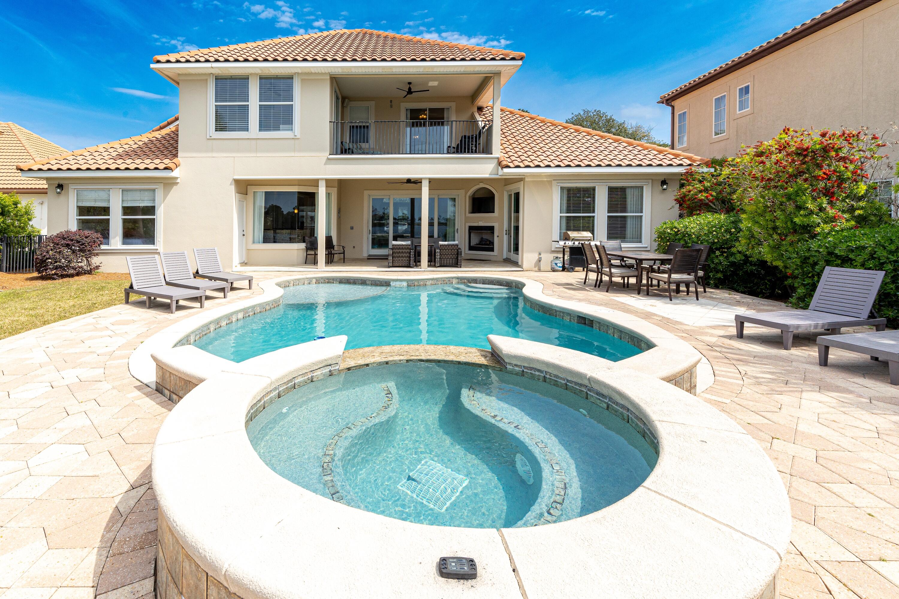DESTINY EAST - Residential