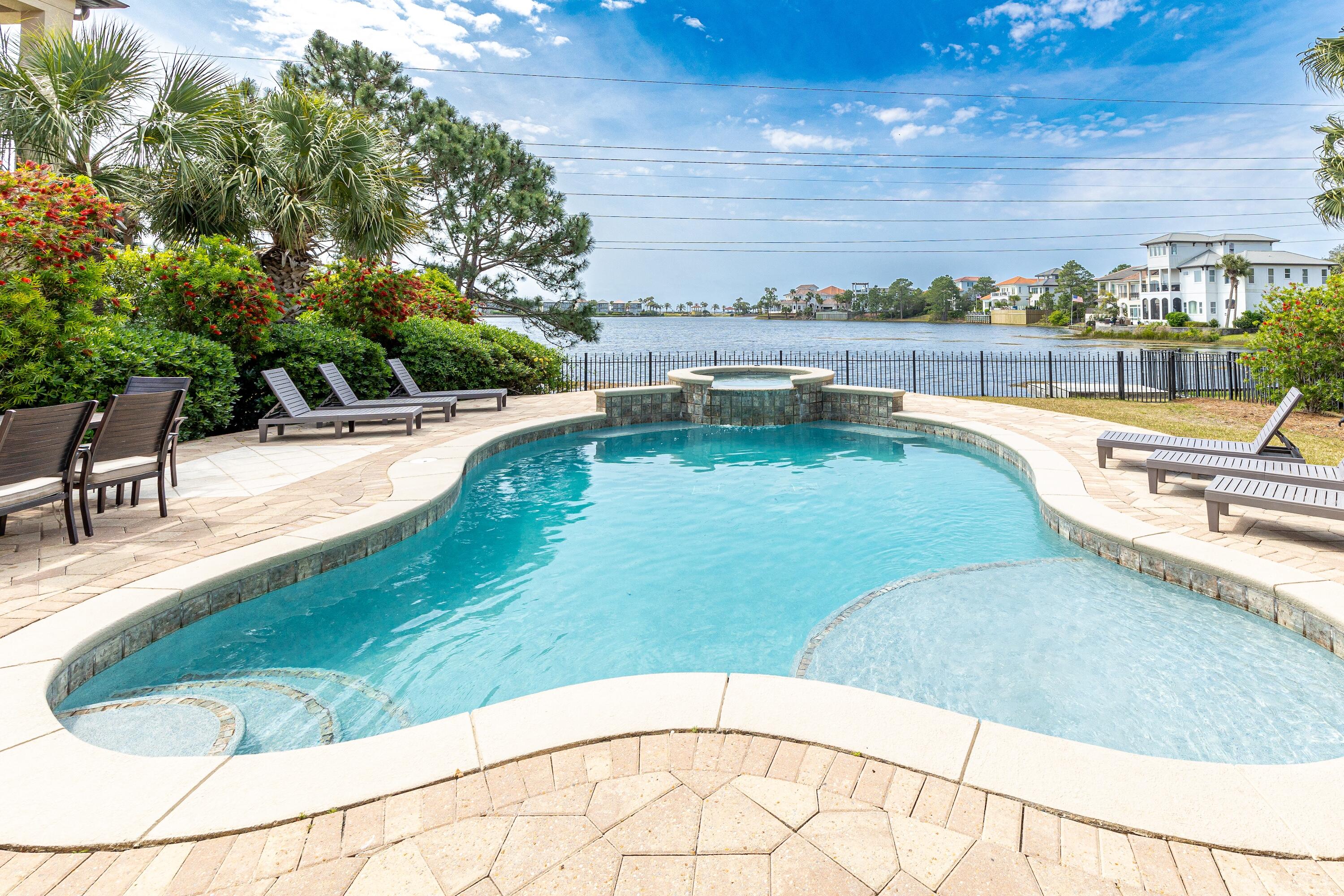 DESTINY EAST - Residential