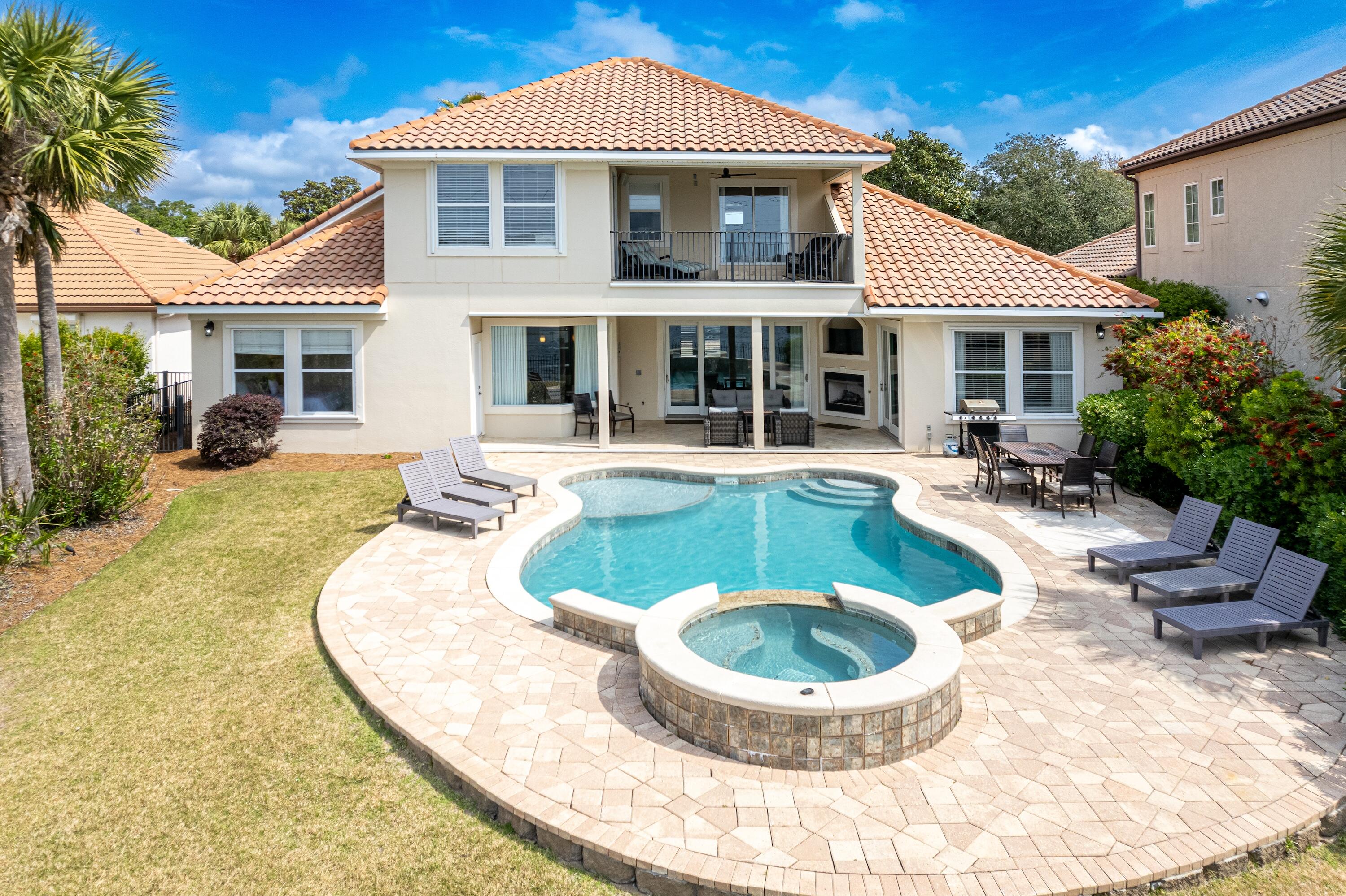 DESTINY EAST - Residential