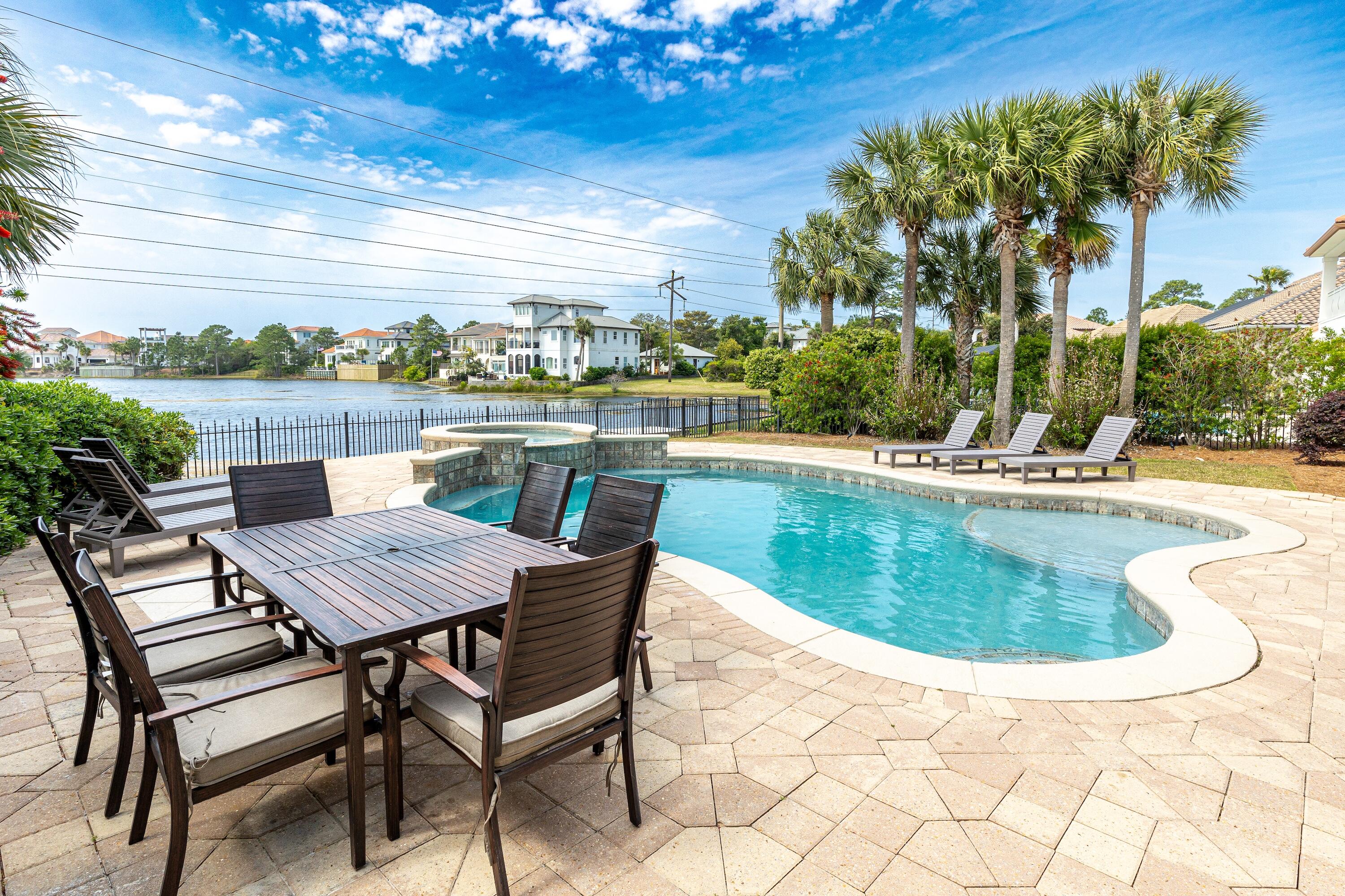 DESTINY EAST - Residential