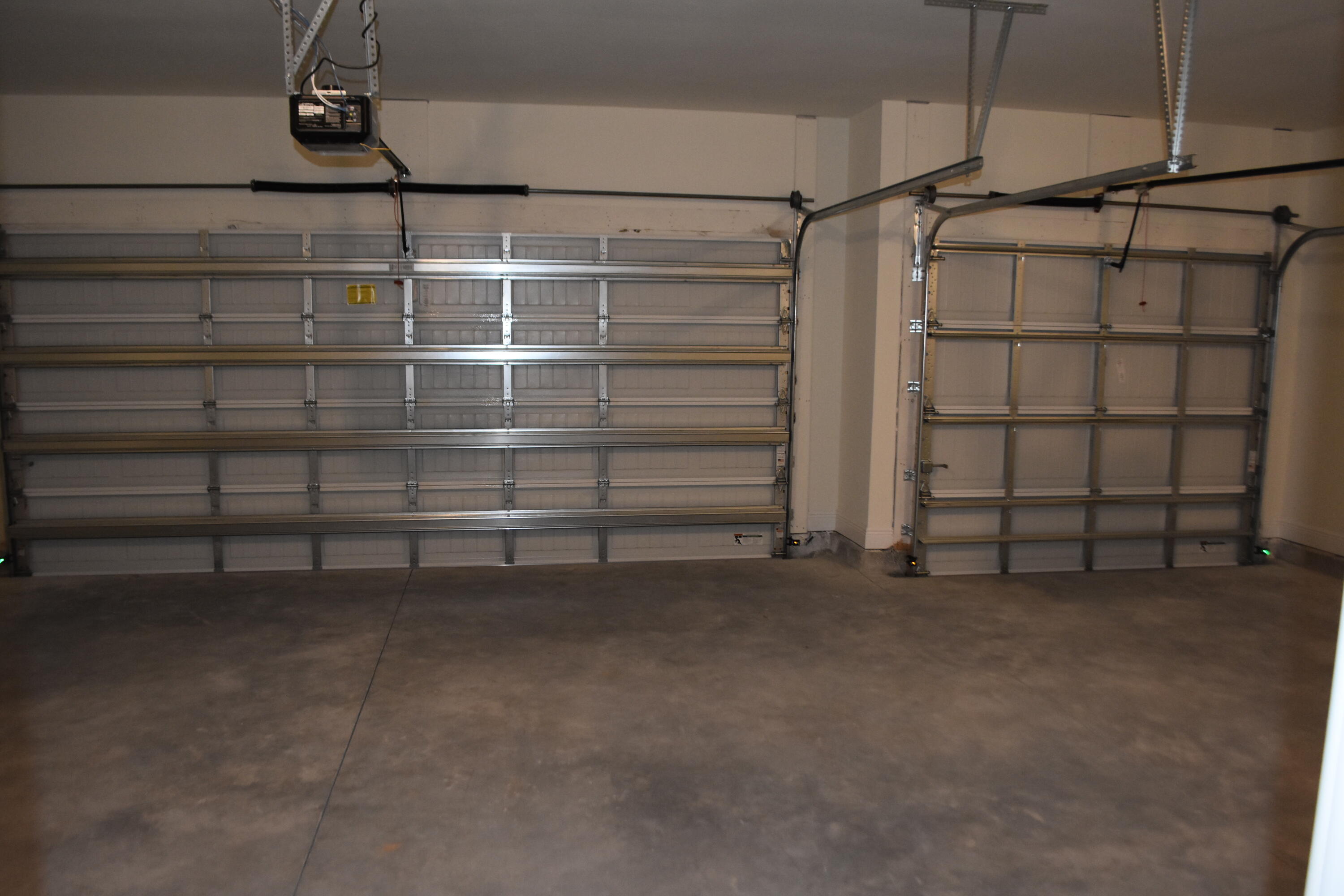 HAMMOCK BAY - Residential Lease