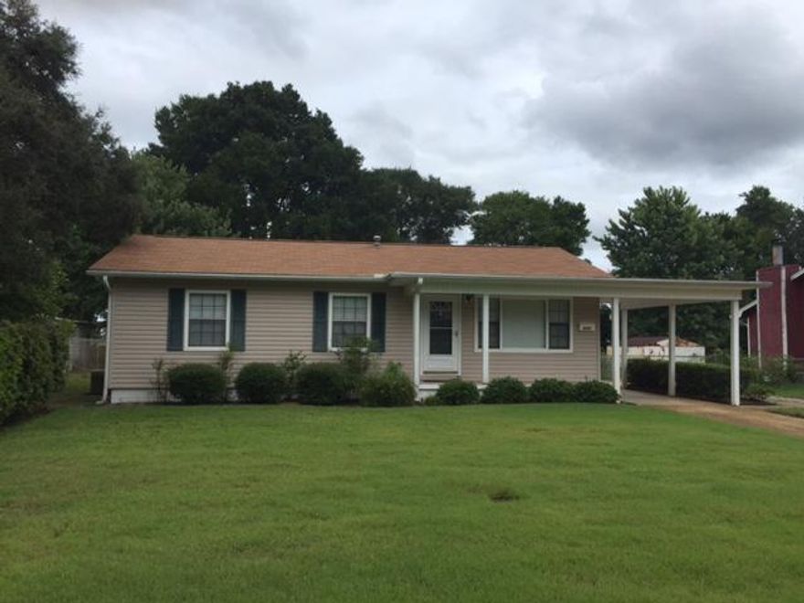 CUTE! CUTE! CUTE! This is a doll house and will sell quickly. Tiled front entranceway leading to your front door. This move in ready home features two living areas. Front living/dining combo w/ beautiful floors. PLUS Large den. Master bath has walk in closet, double sink, shower & built in cabinets. Plenty of closets throughout. Convenient kitchen has all appliances in place. Large inside utility room w/ plenty of cabinets. Lawn pump and sprinkler system on timer to make yard care EZ. Nice yard building with electric for your extra stuff. Good sized fenced backyard. Loads of parking w/ 2 driveways. Close & convenient to both bases, shopping, restaurants and schools. Please have your offer accompanied by your loan approval letter or proof of funds. Take a look today before you are too late