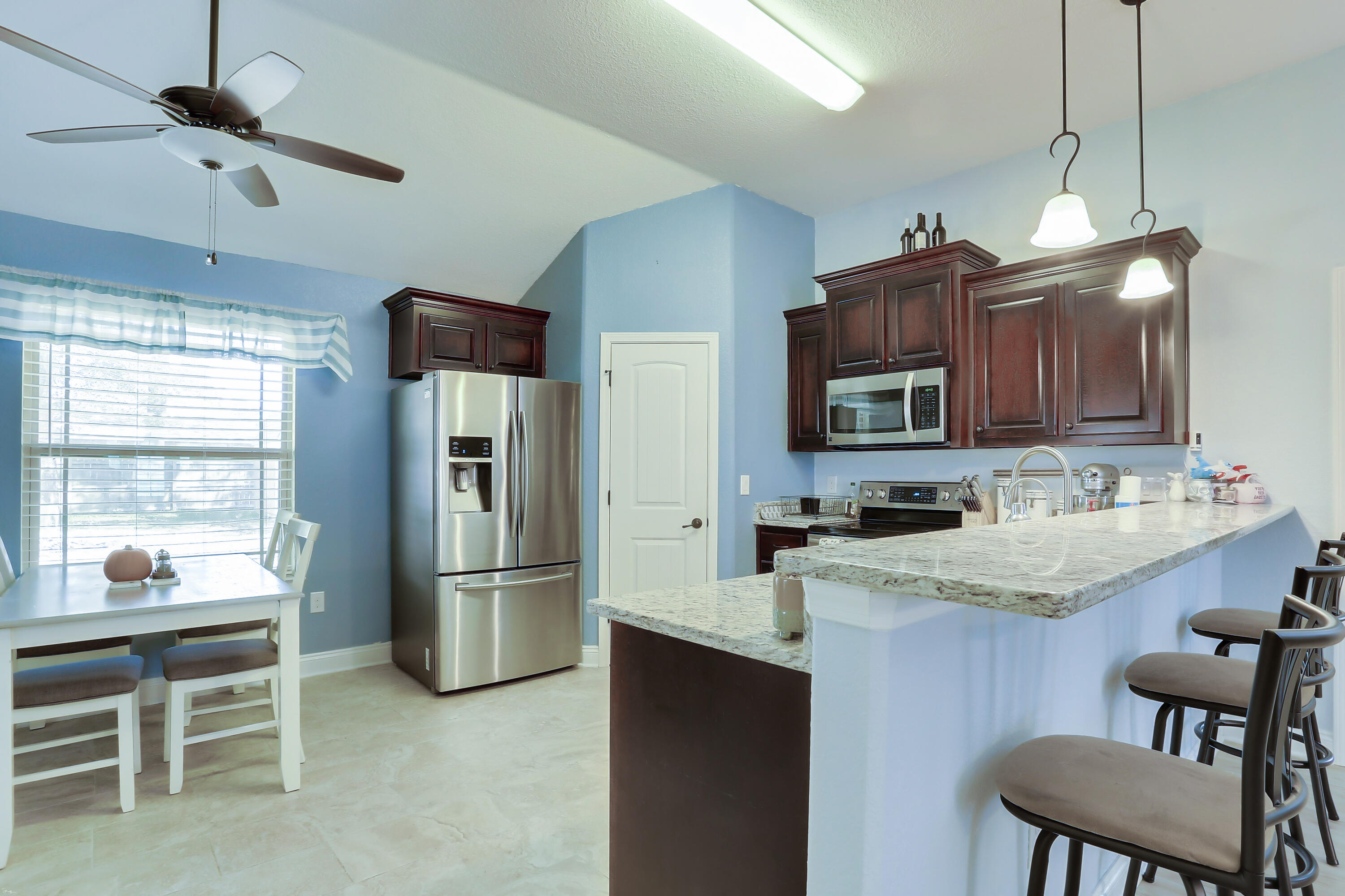 COVINGTON WOODS - Residential