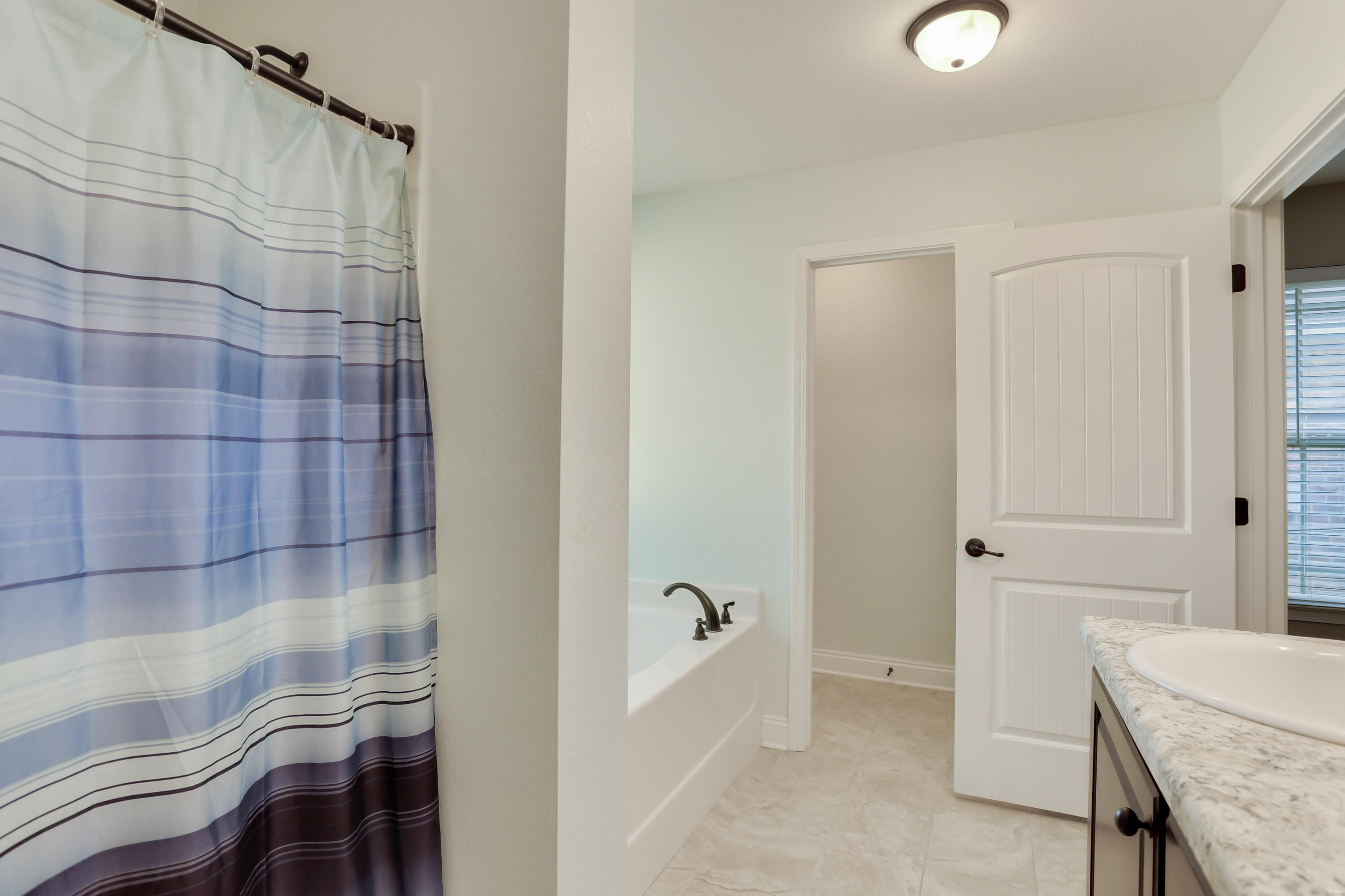 COVINGTON WOODS - Residential