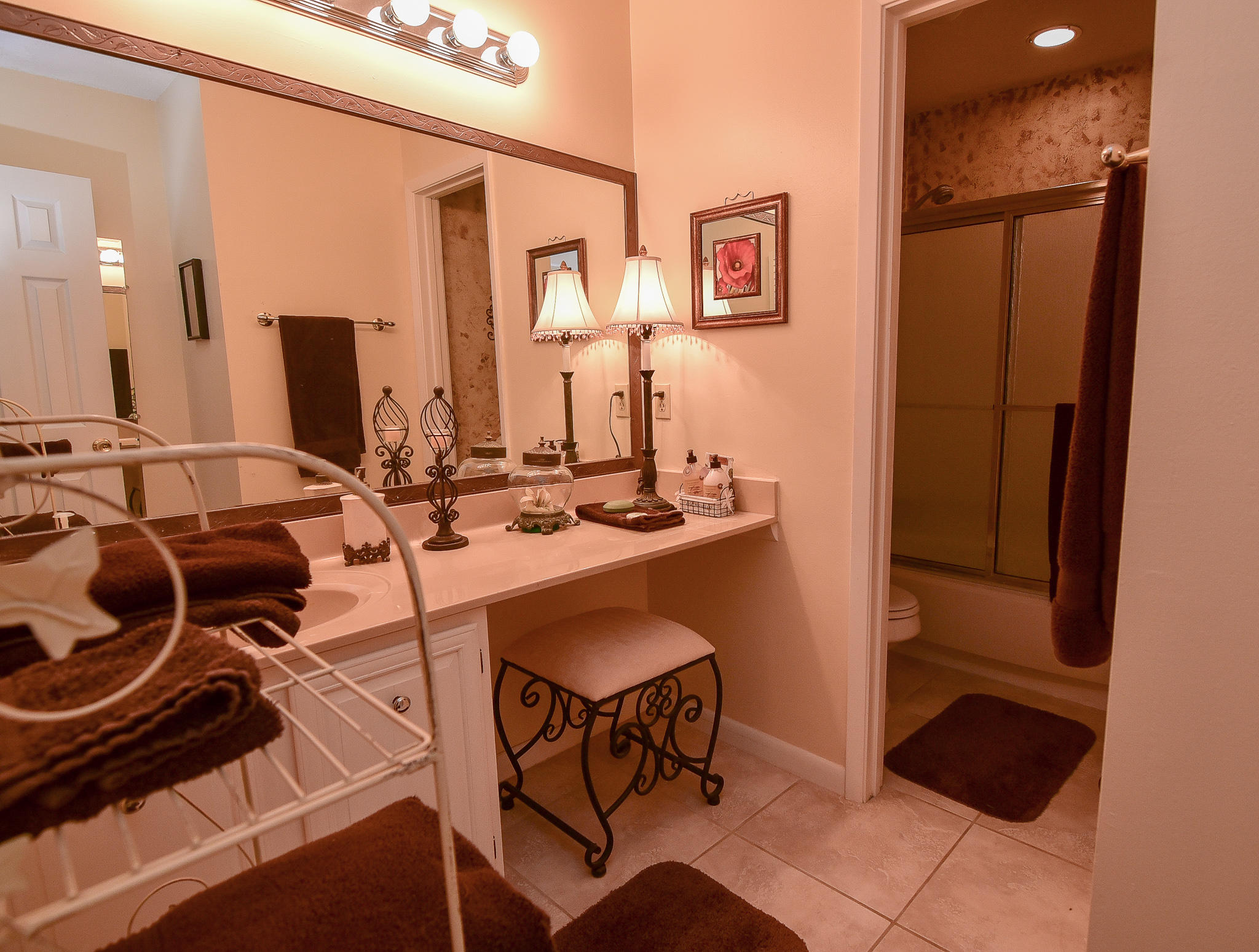 ROYAL OAK VILLAGE - Residential