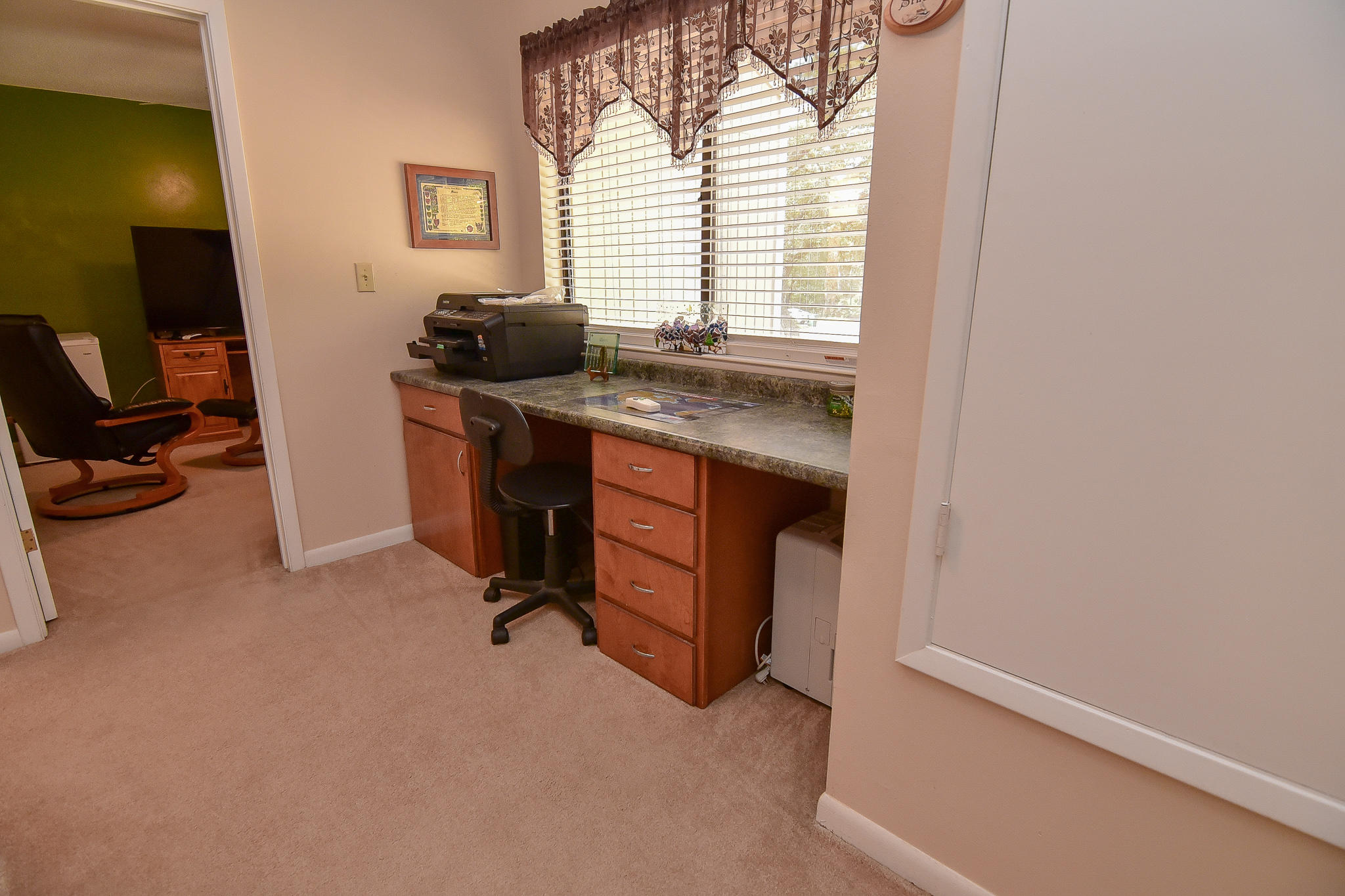 ROYAL OAK VILLAGE - Residential