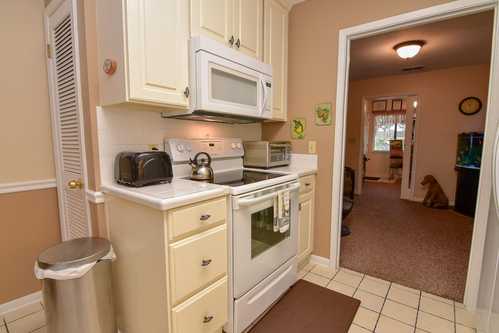 ROYAL OAK VILLAGE - Residential