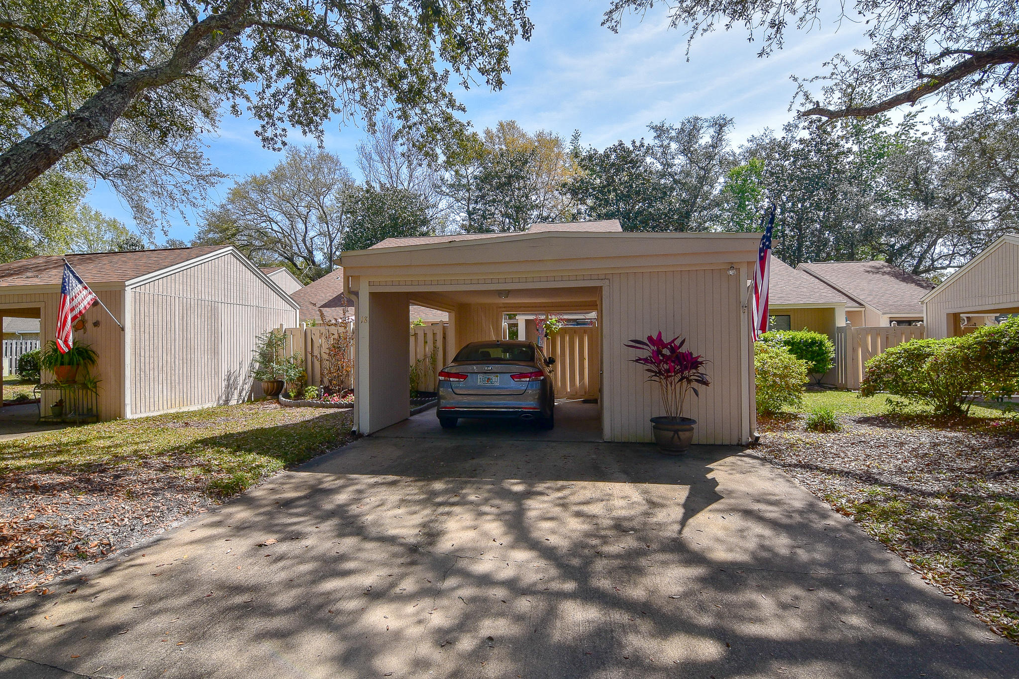 ROYAL OAK VILLAGE - Residential