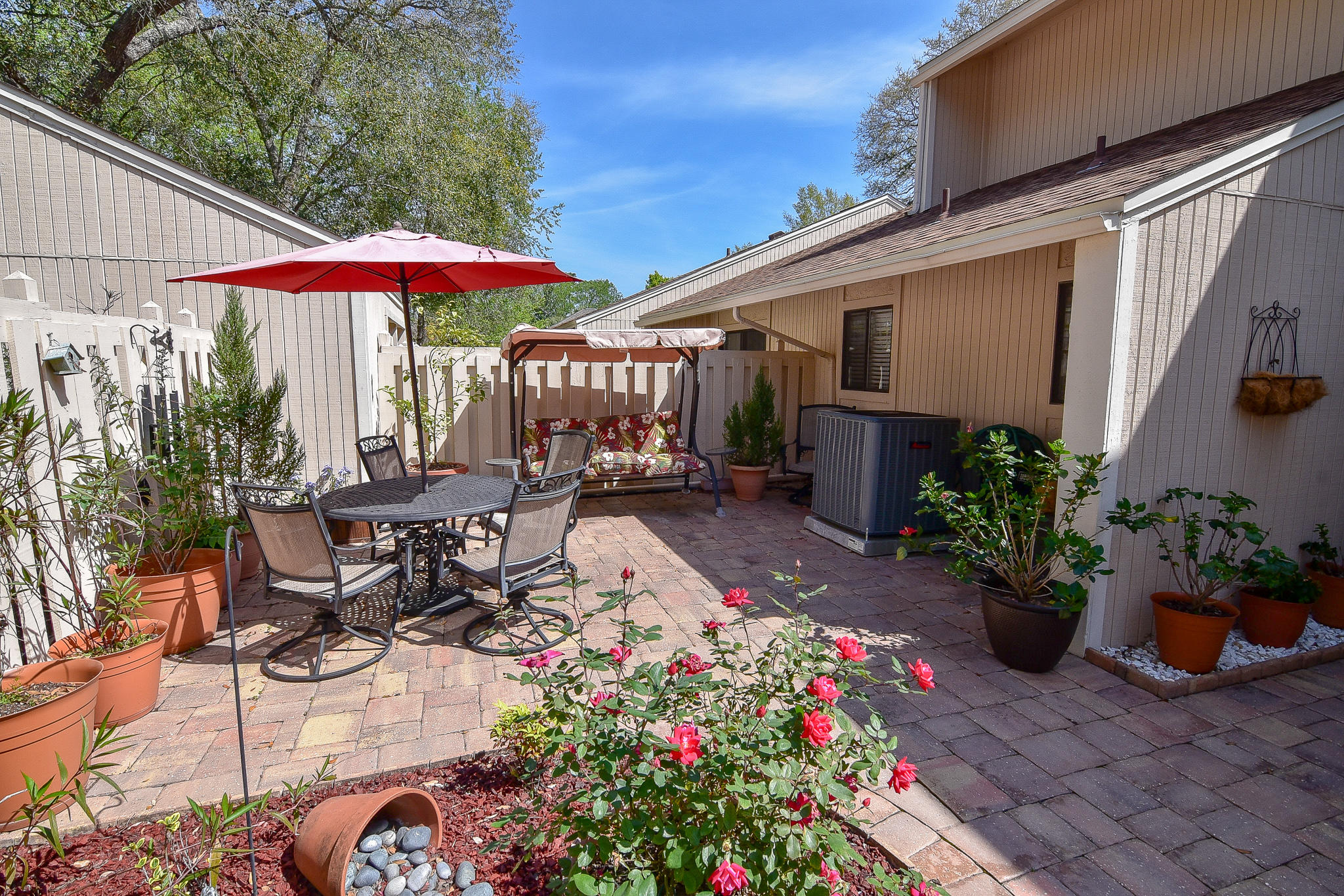 ROYAL OAK VILLAGE - Residential