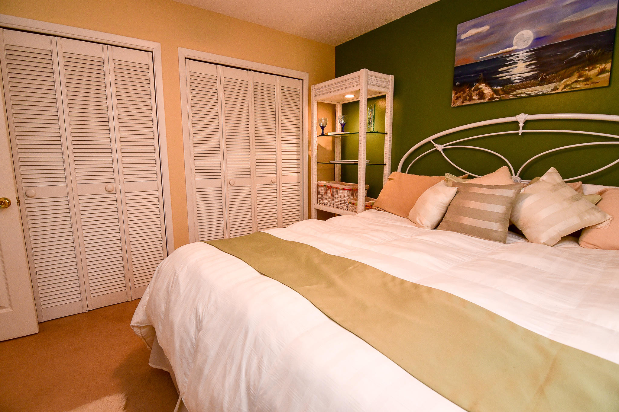 ROYAL OAK VILLAGE - Residential