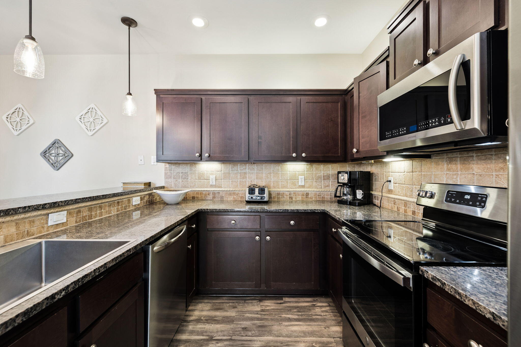 EMERALD SHORES OF SOUTH WALTON - Residential