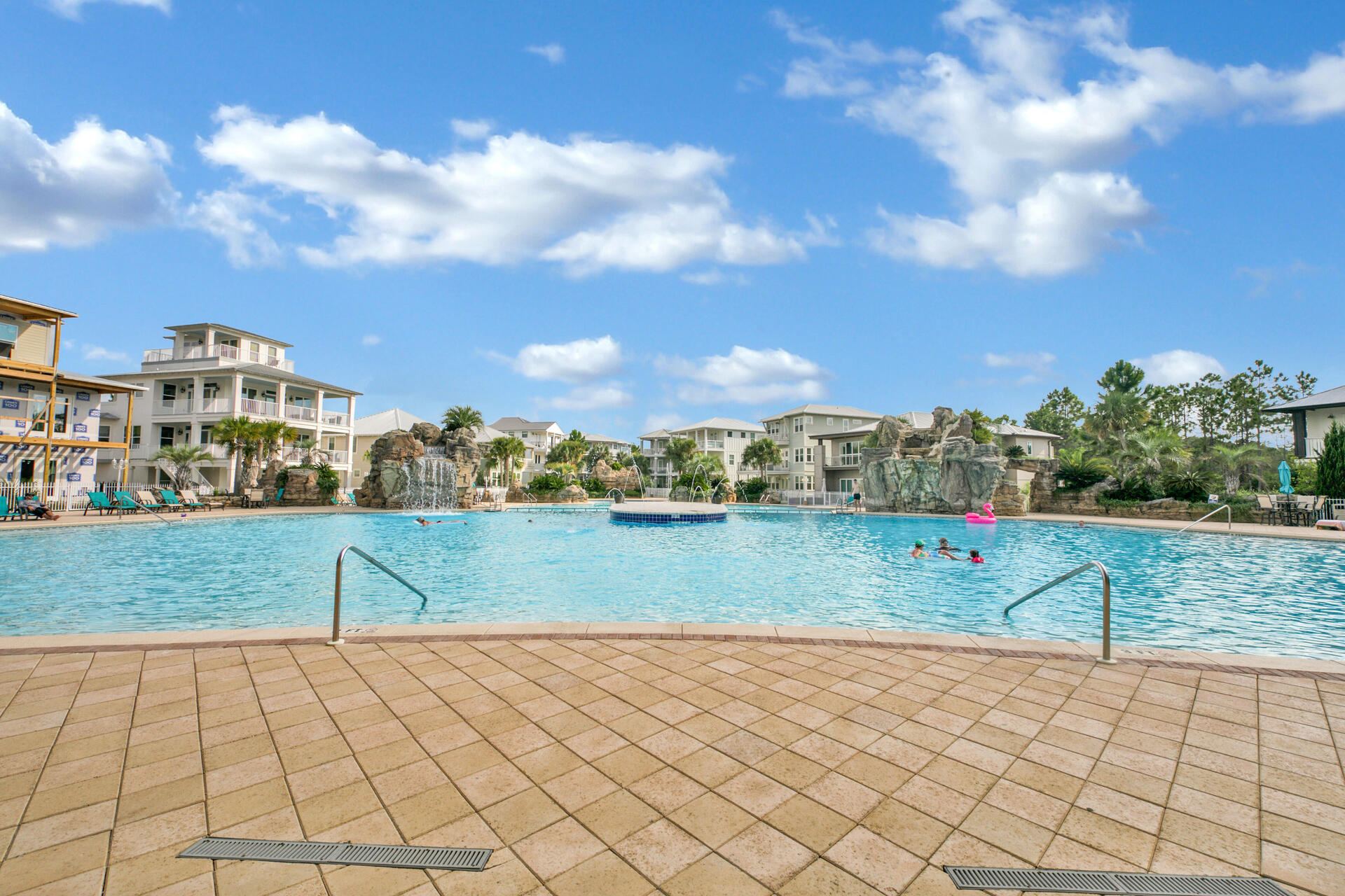 CYPRESS BREEZE PLANTATION - Residential