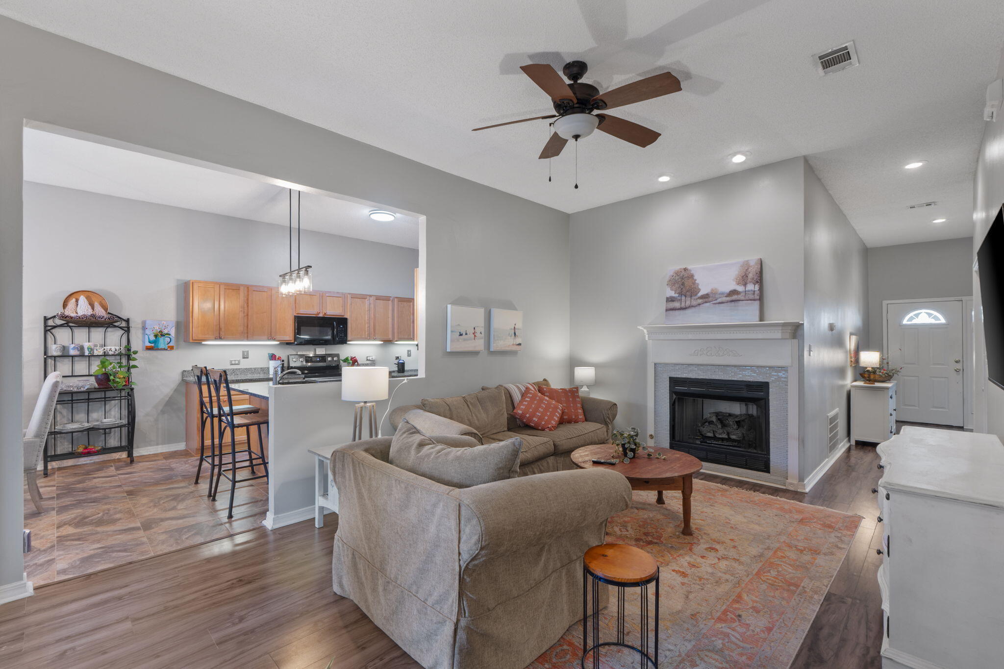 NORTH RIDGE GARDENS - Residential