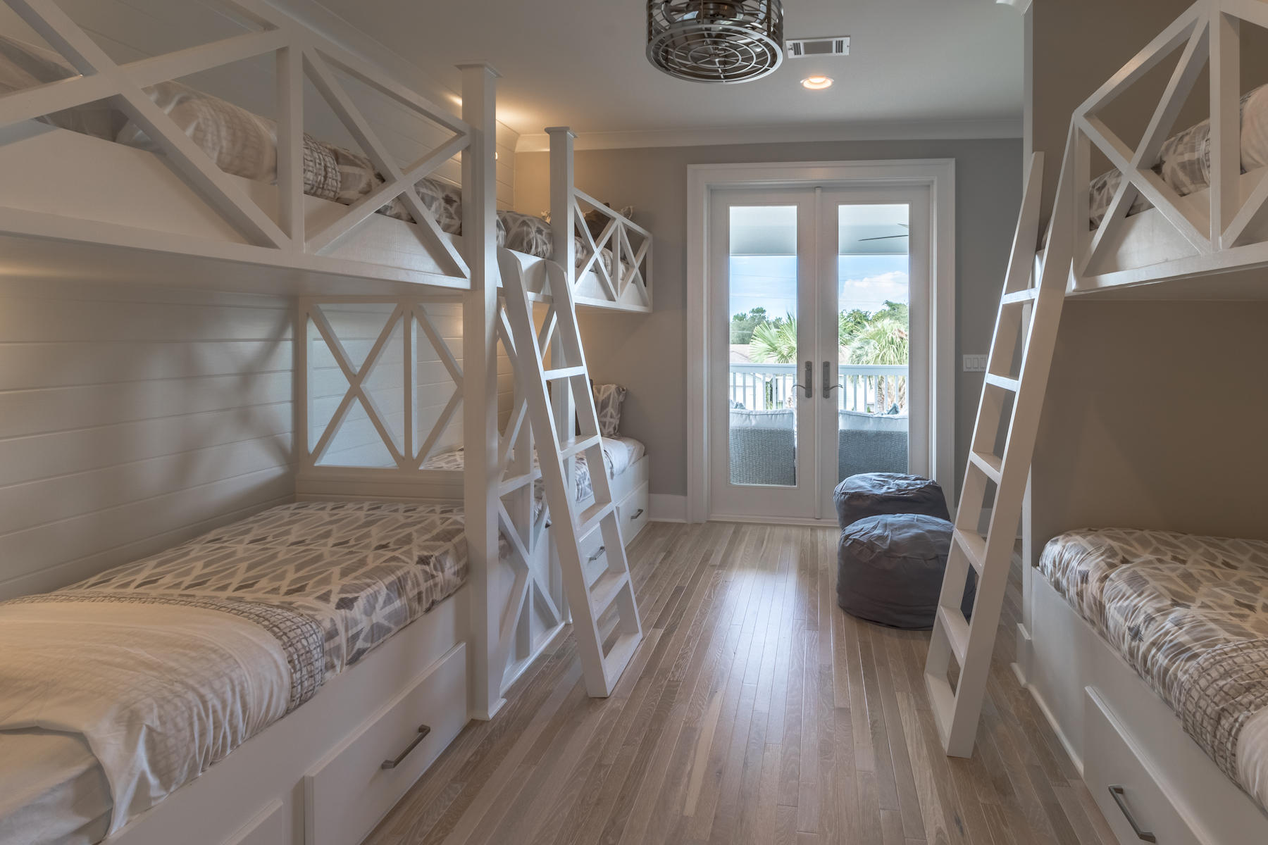 GULF VIEW ESTATES - Residential