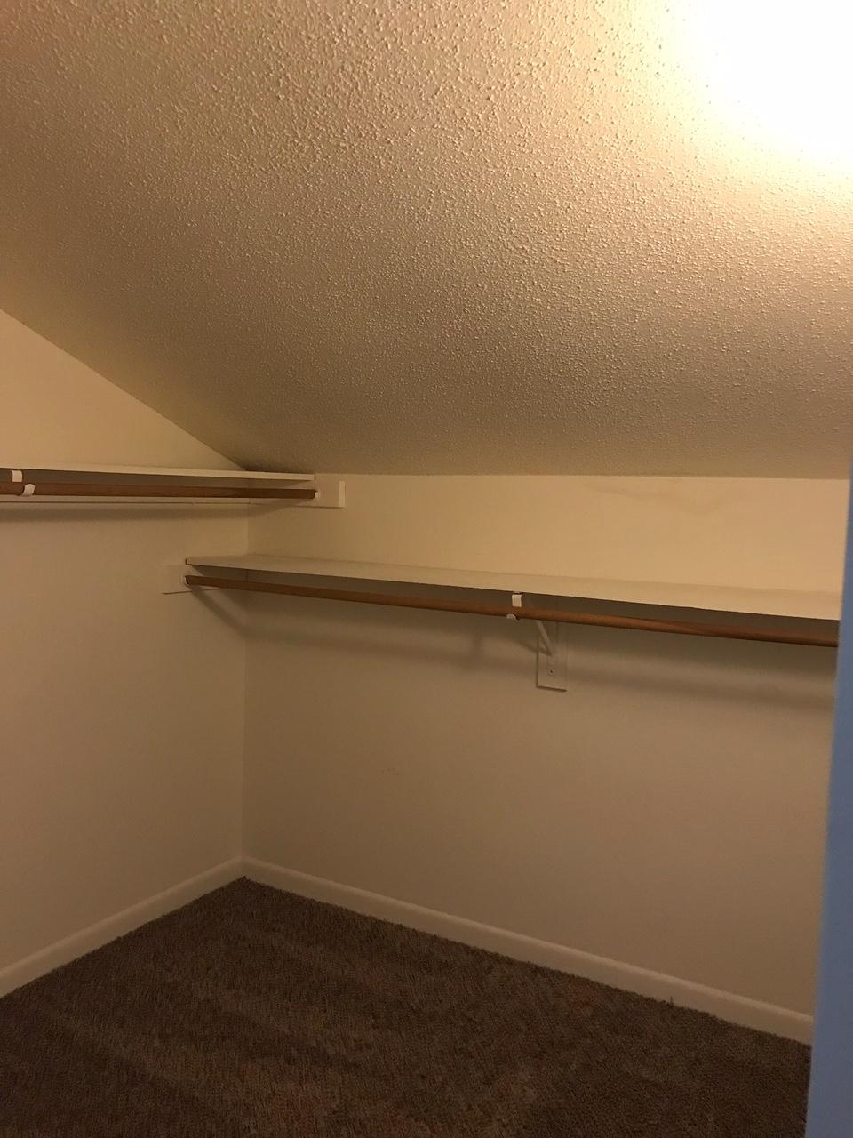 VIKING MANOR PH 1 - Residential Lease