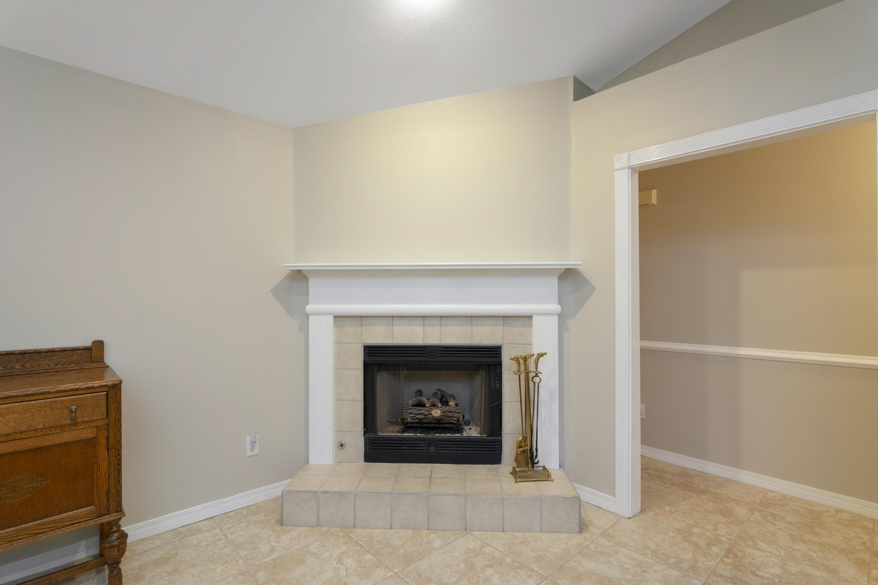 BISCAYNE POINTE - Residential