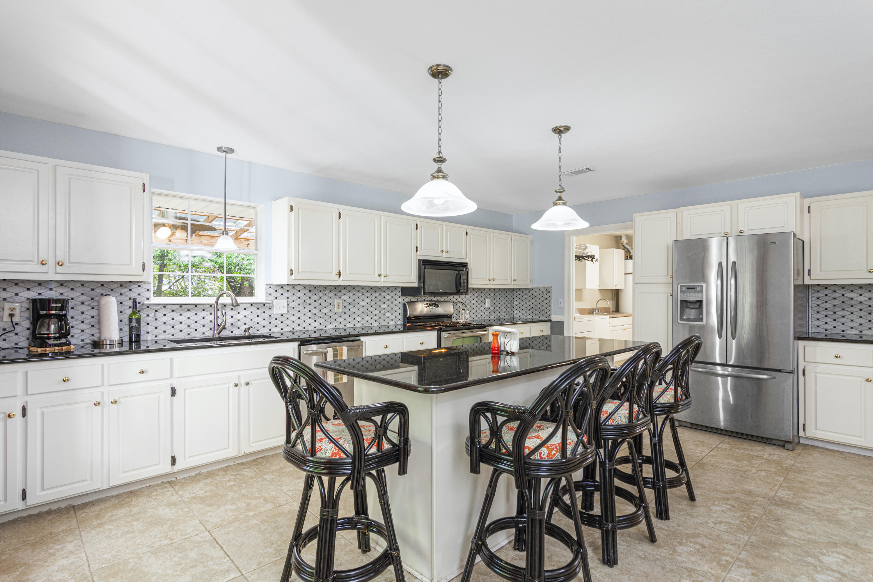 BISCAYNE POINTE - Residential