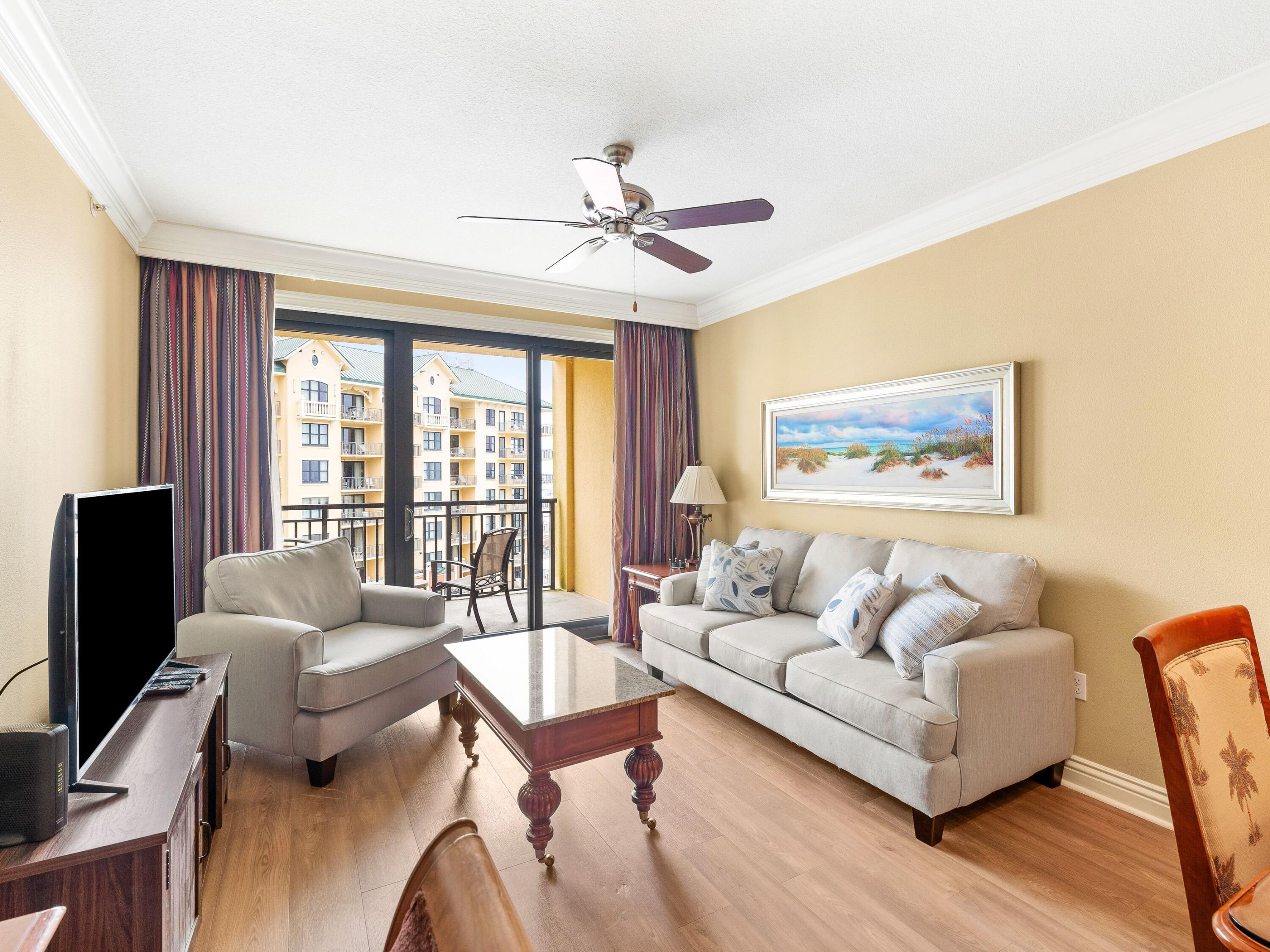 EMERALD GRANDE - Residential