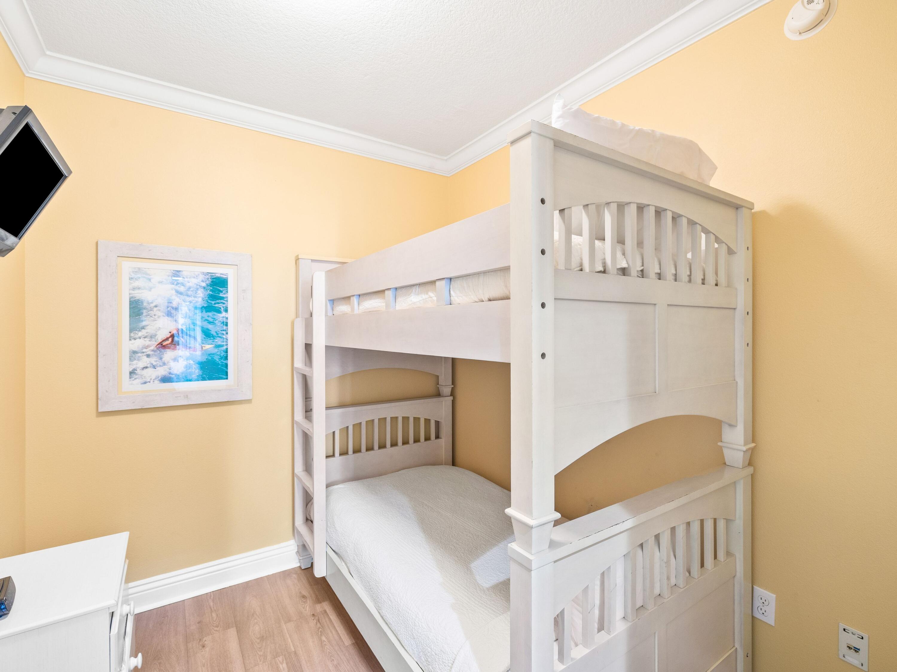 EMERALD GRANDE - Residential