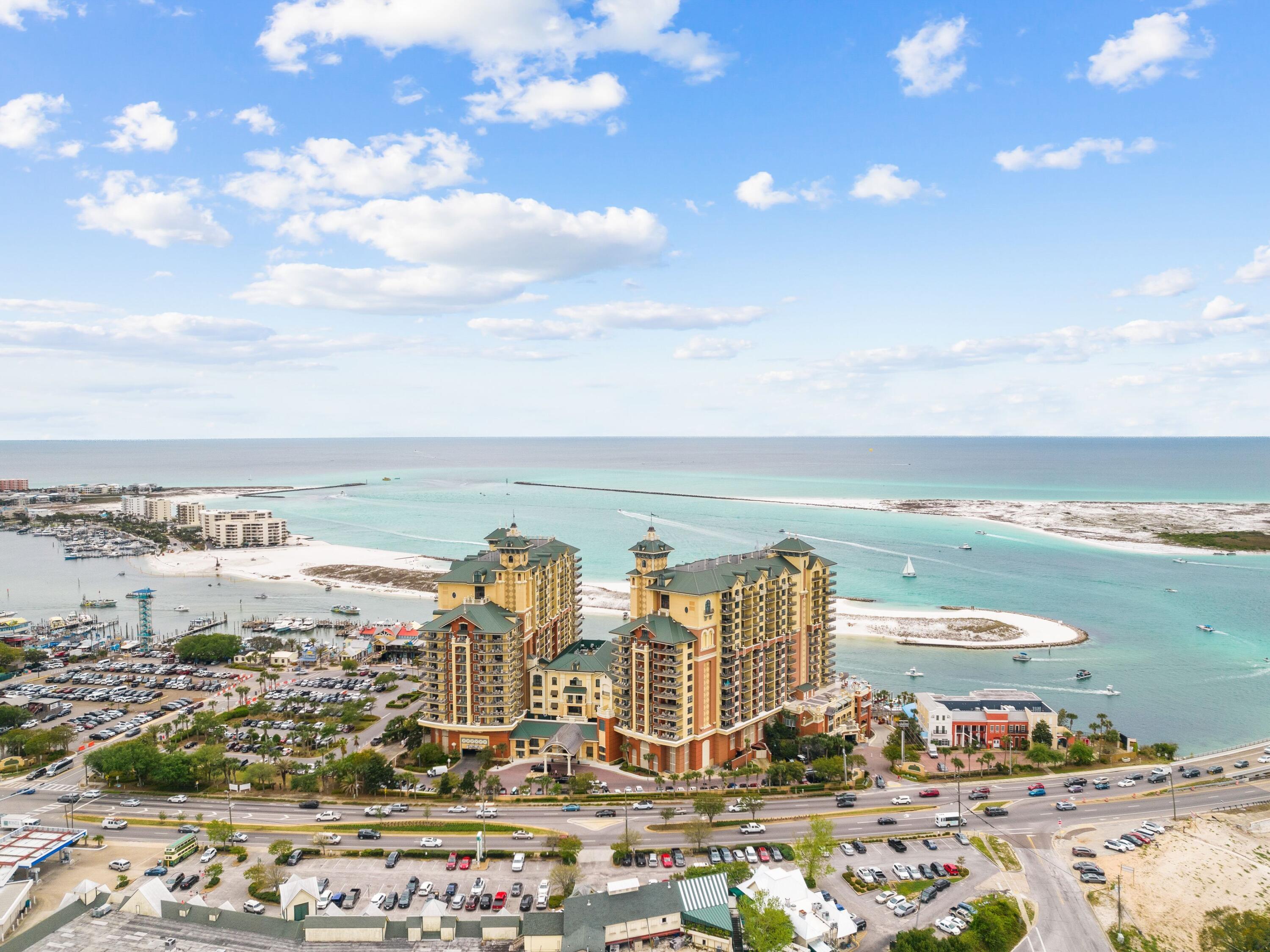 EMERALD GRANDE - Residential