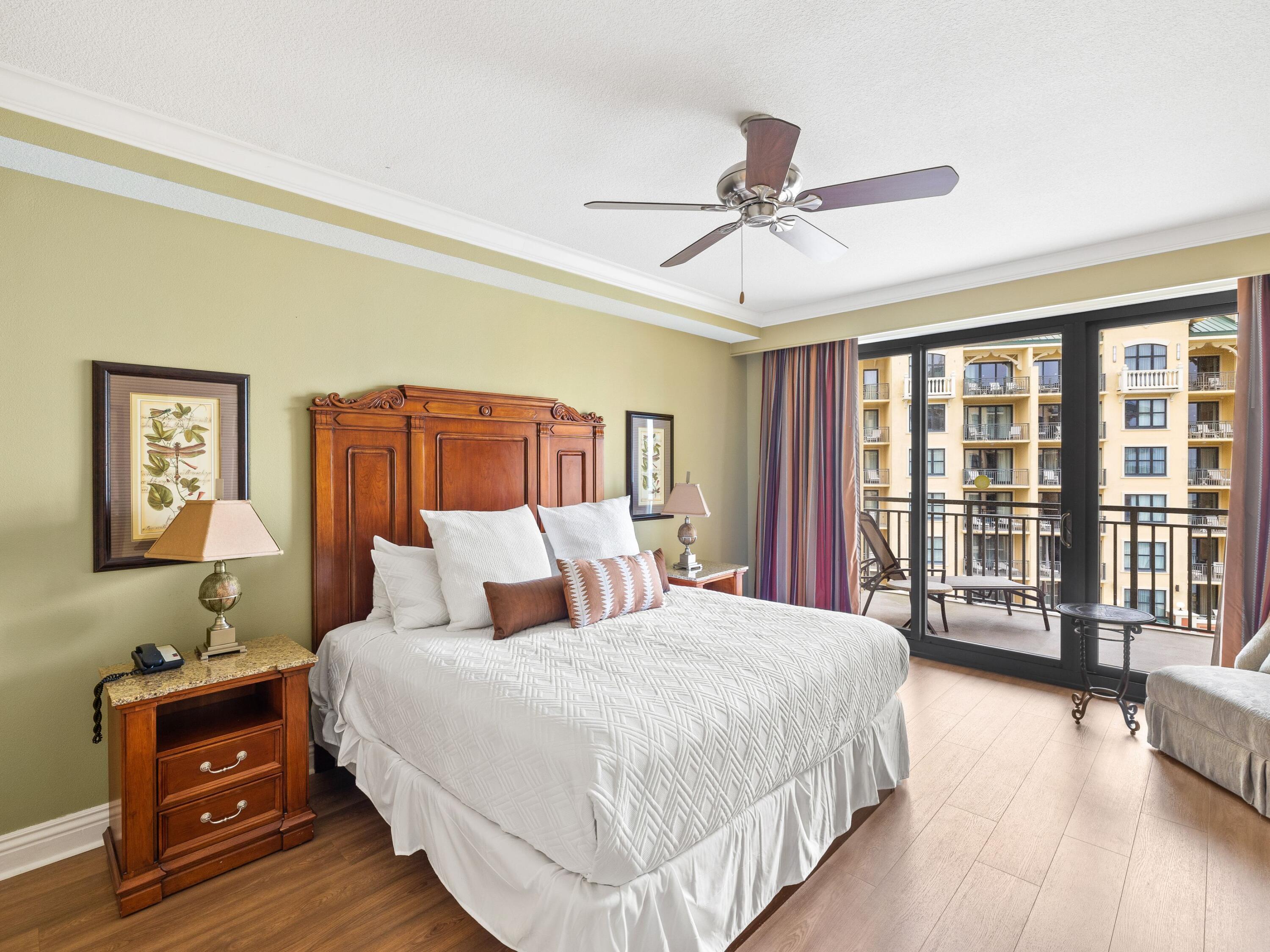 EMERALD GRANDE - Residential