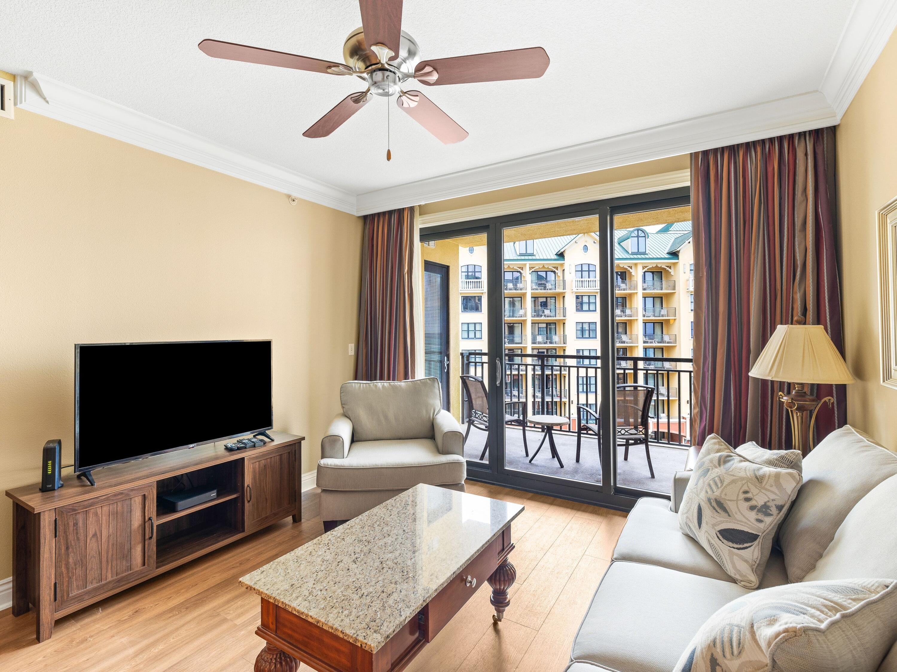 EMERALD GRANDE - Residential