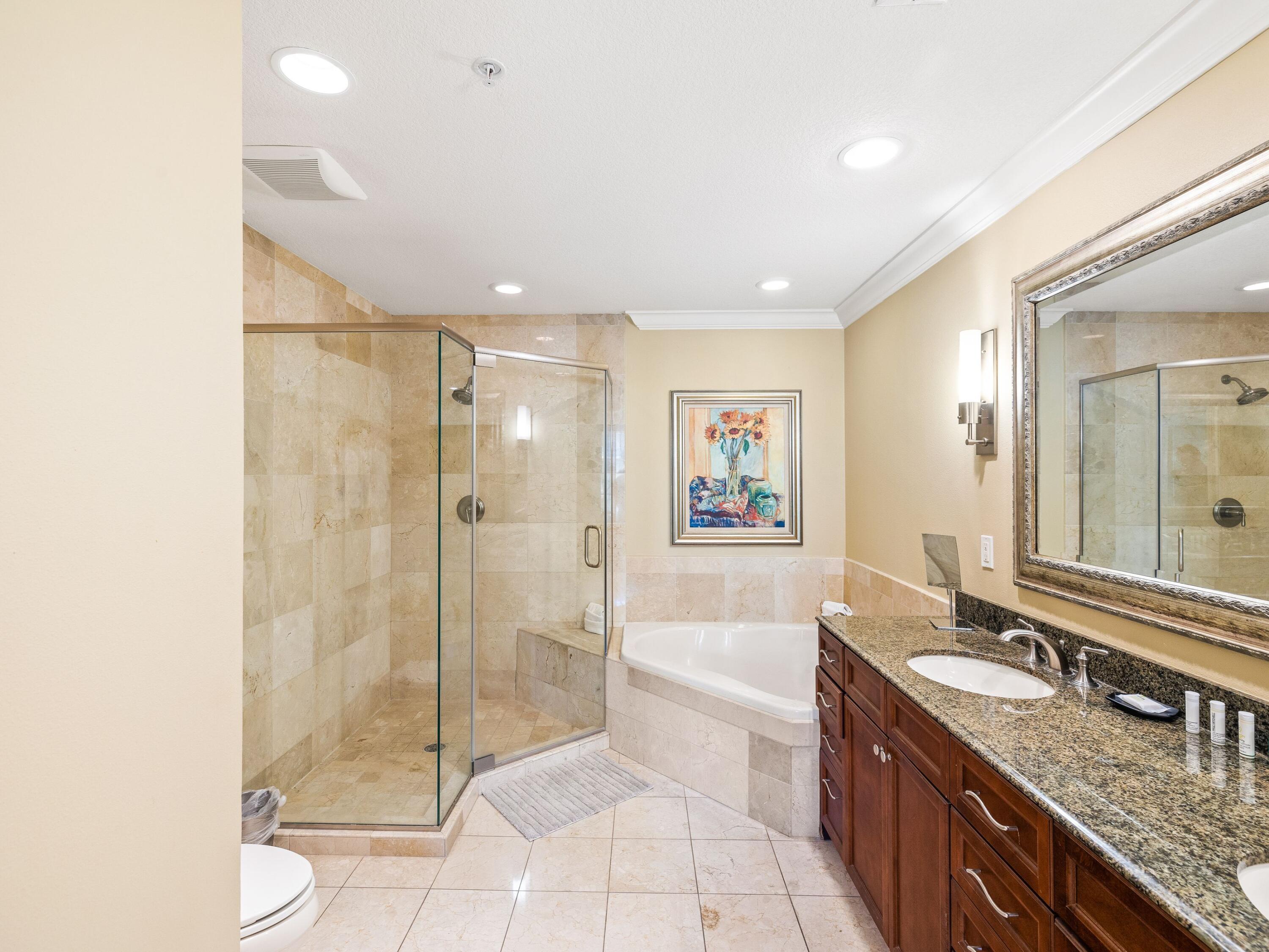 EMERALD GRANDE - Residential