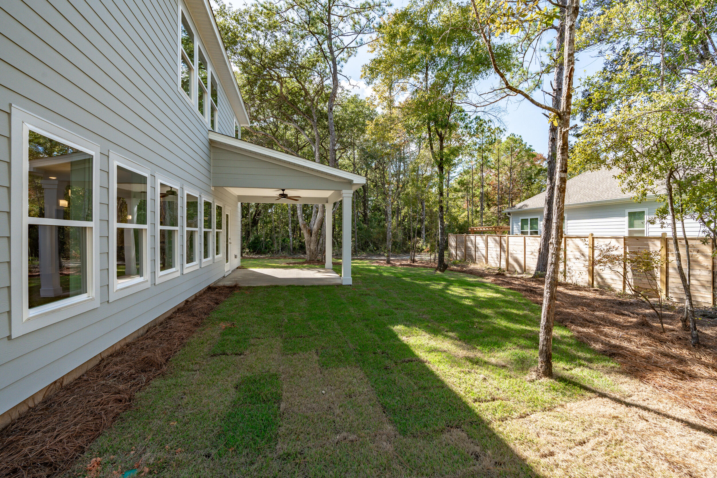 MAGNOLIA BAY ESTATES - Residential