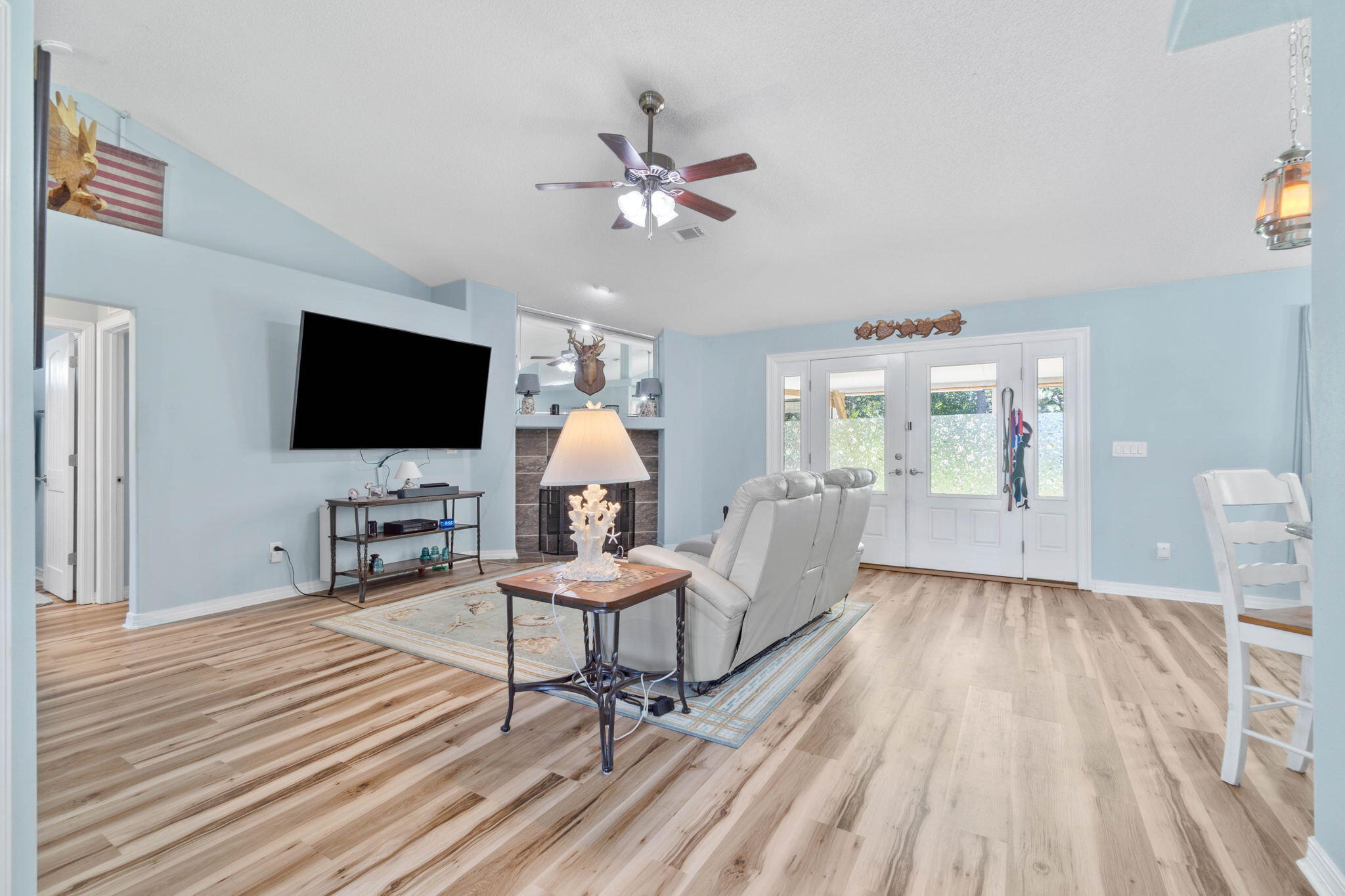 HOLLEY BY THE SEA - Residential