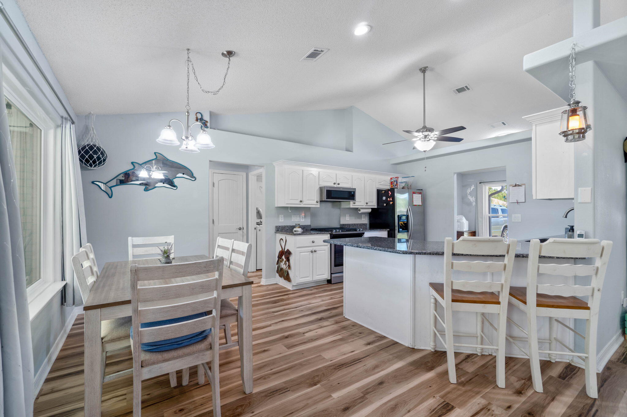 HOLLEY BY THE SEA - Residential