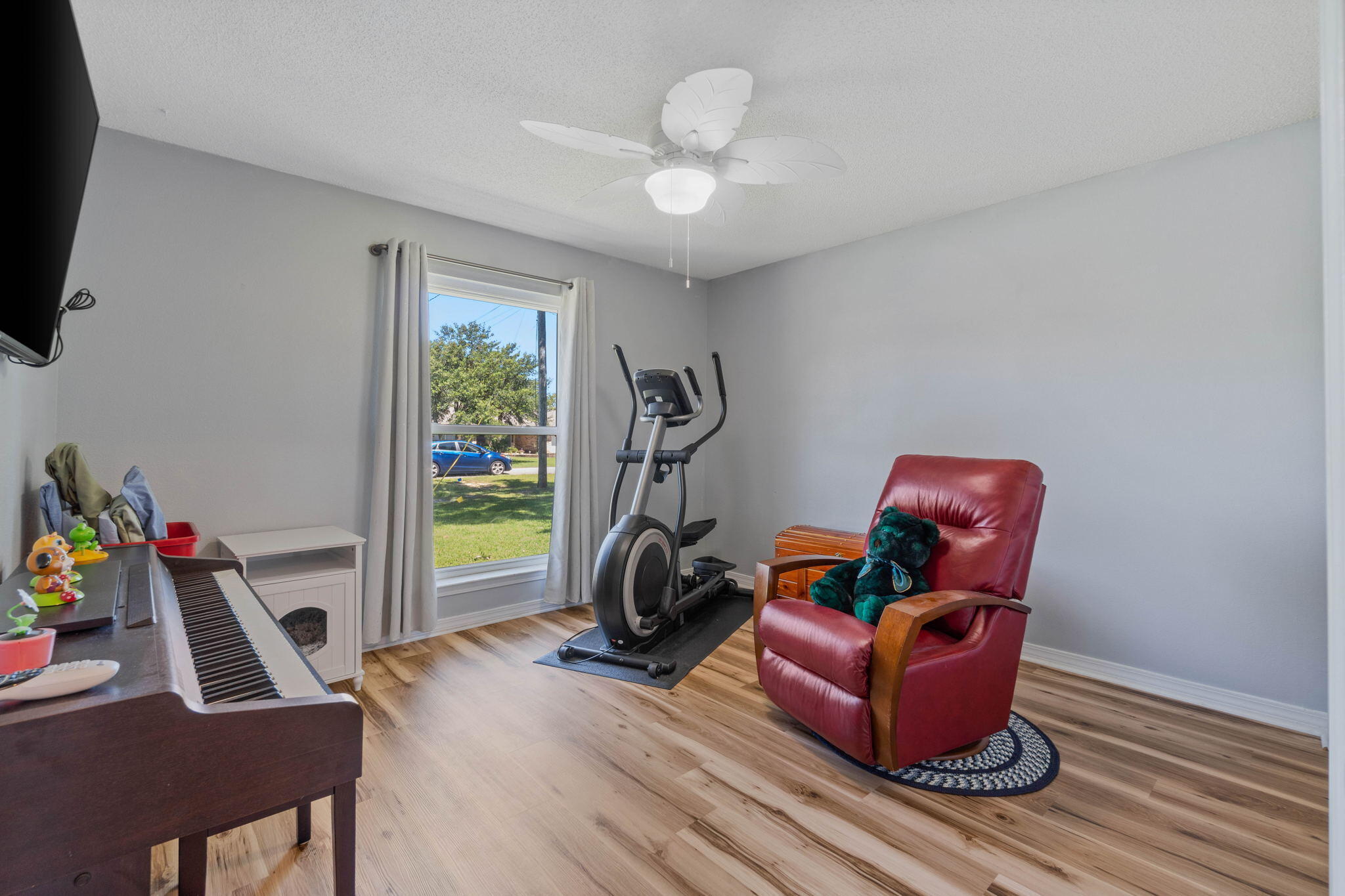 HOLLEY BY THE SEA - Residential