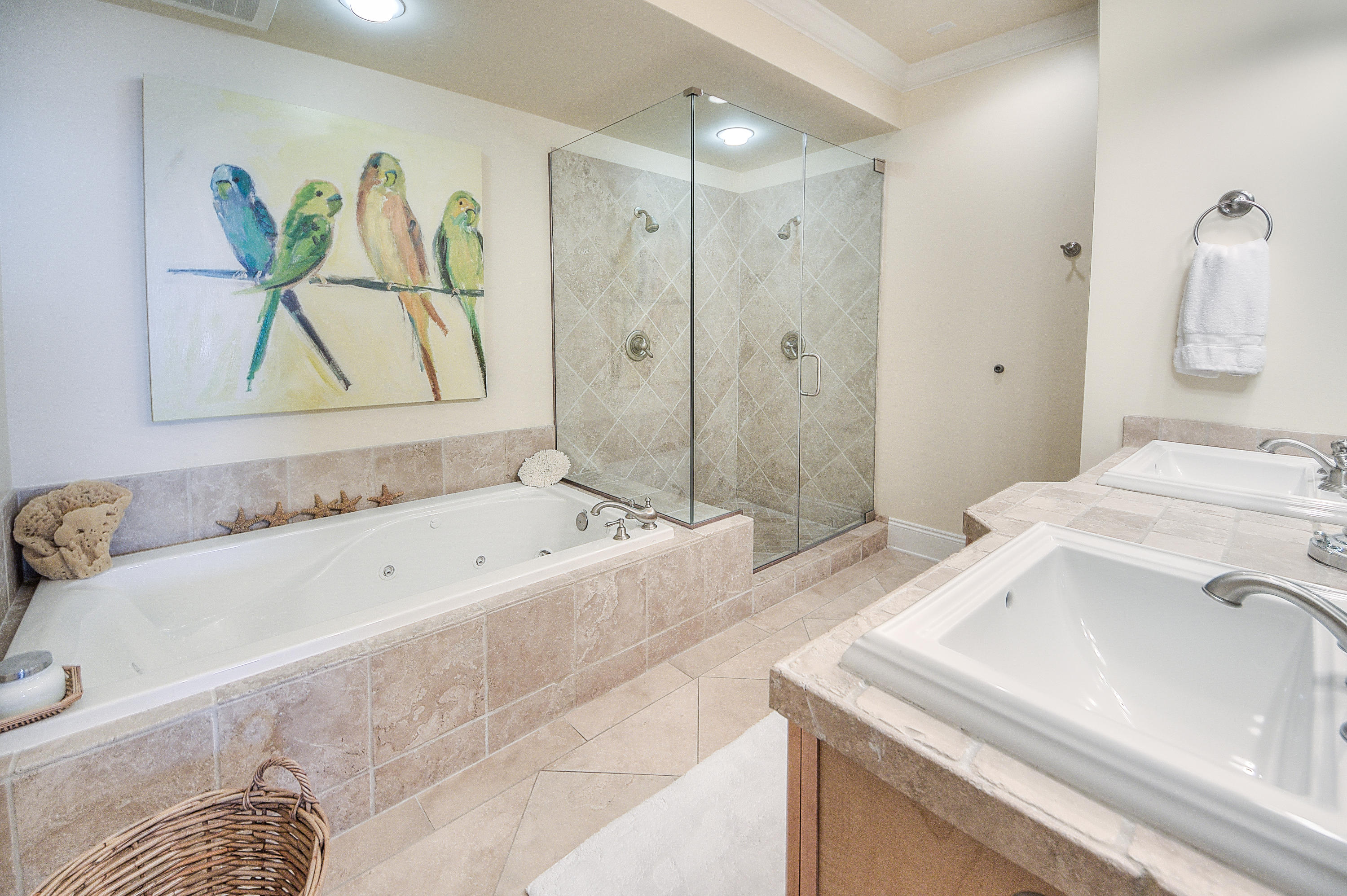 ADAGIO - Residential