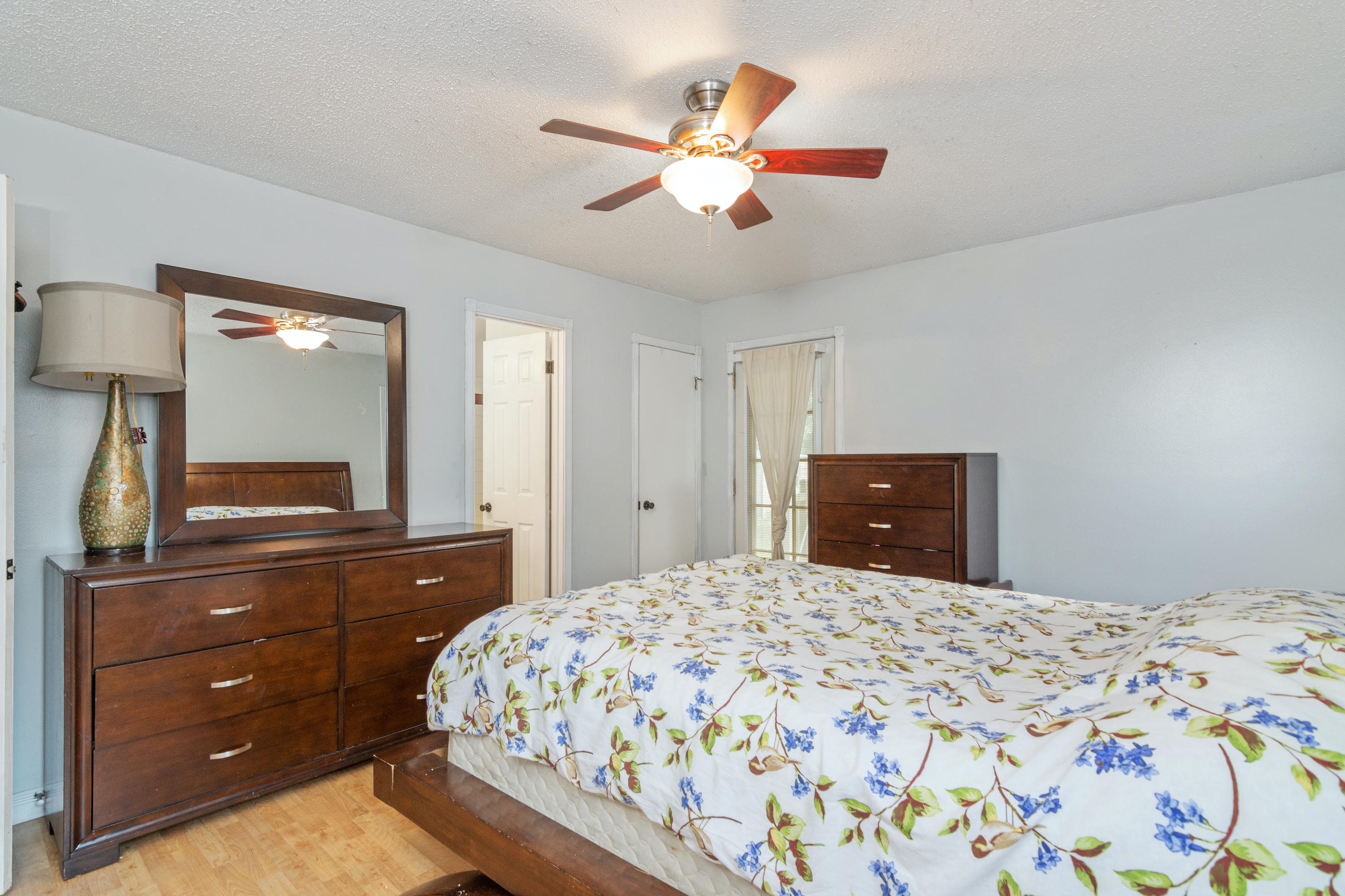 SHOAL CREEK MANOR WEST - Residential